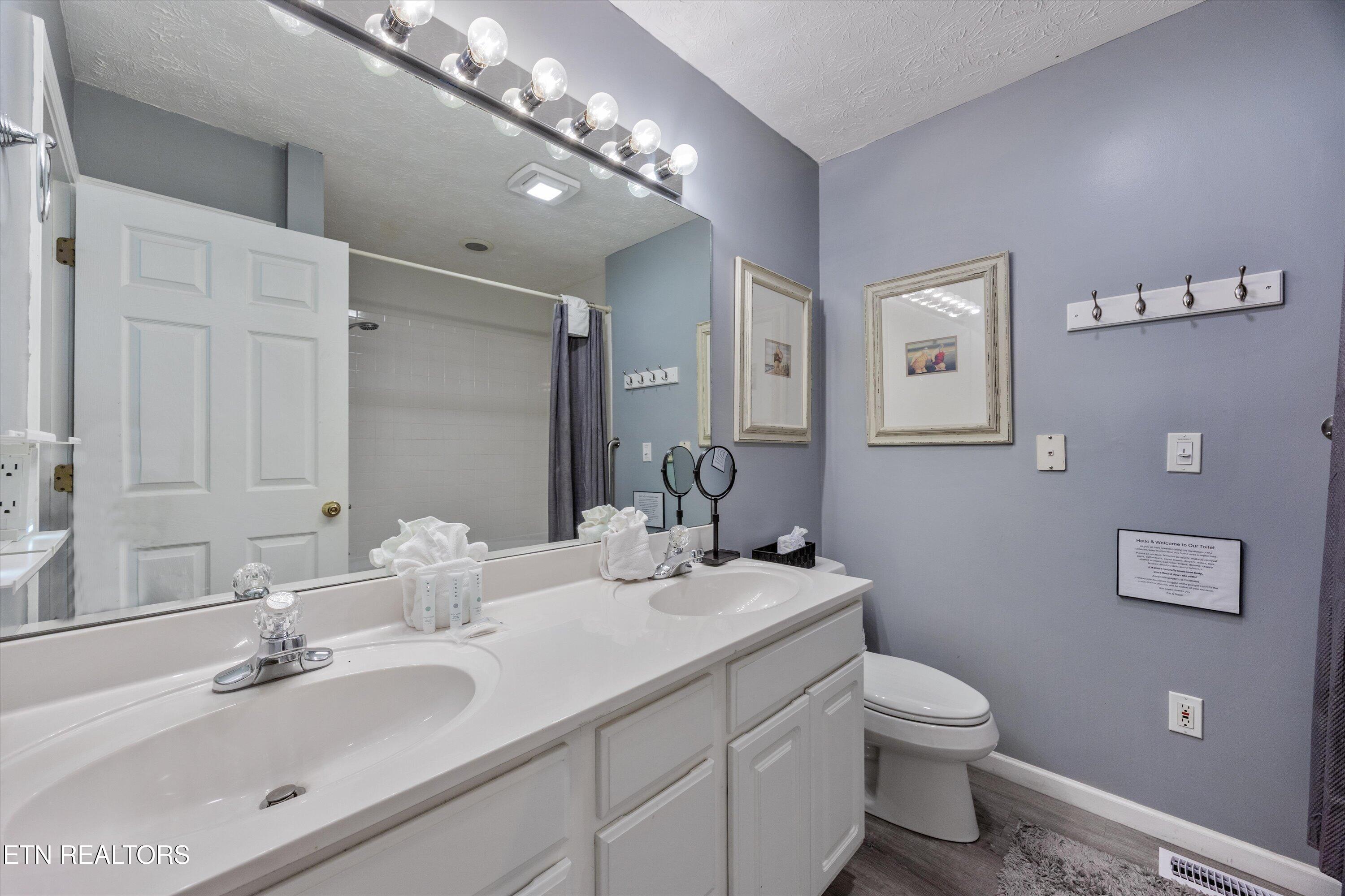 1825 Sunnydale Drive Sevierville TN 37862