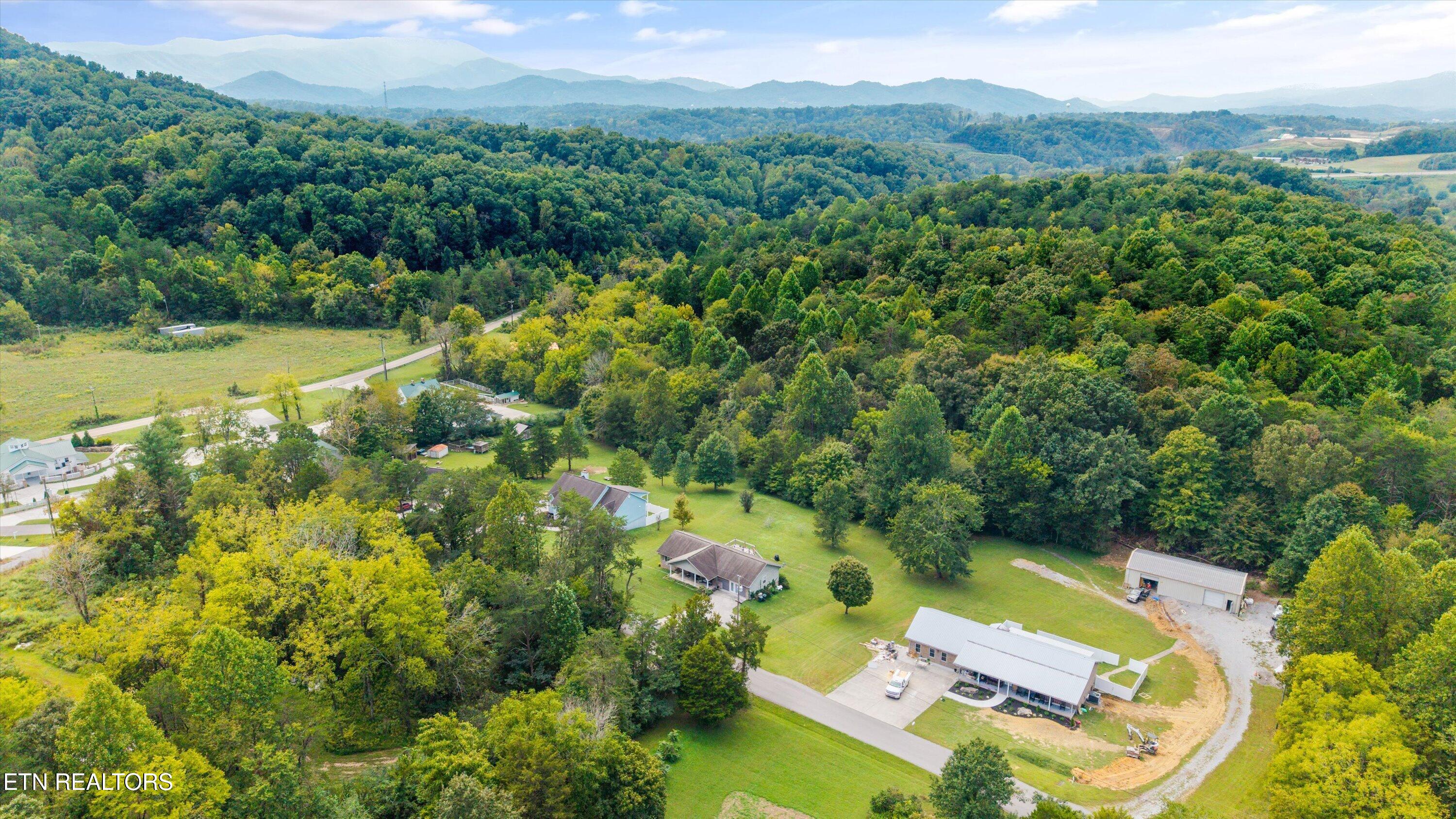 1825 Sunnydale Drive Sevierville TN 37862