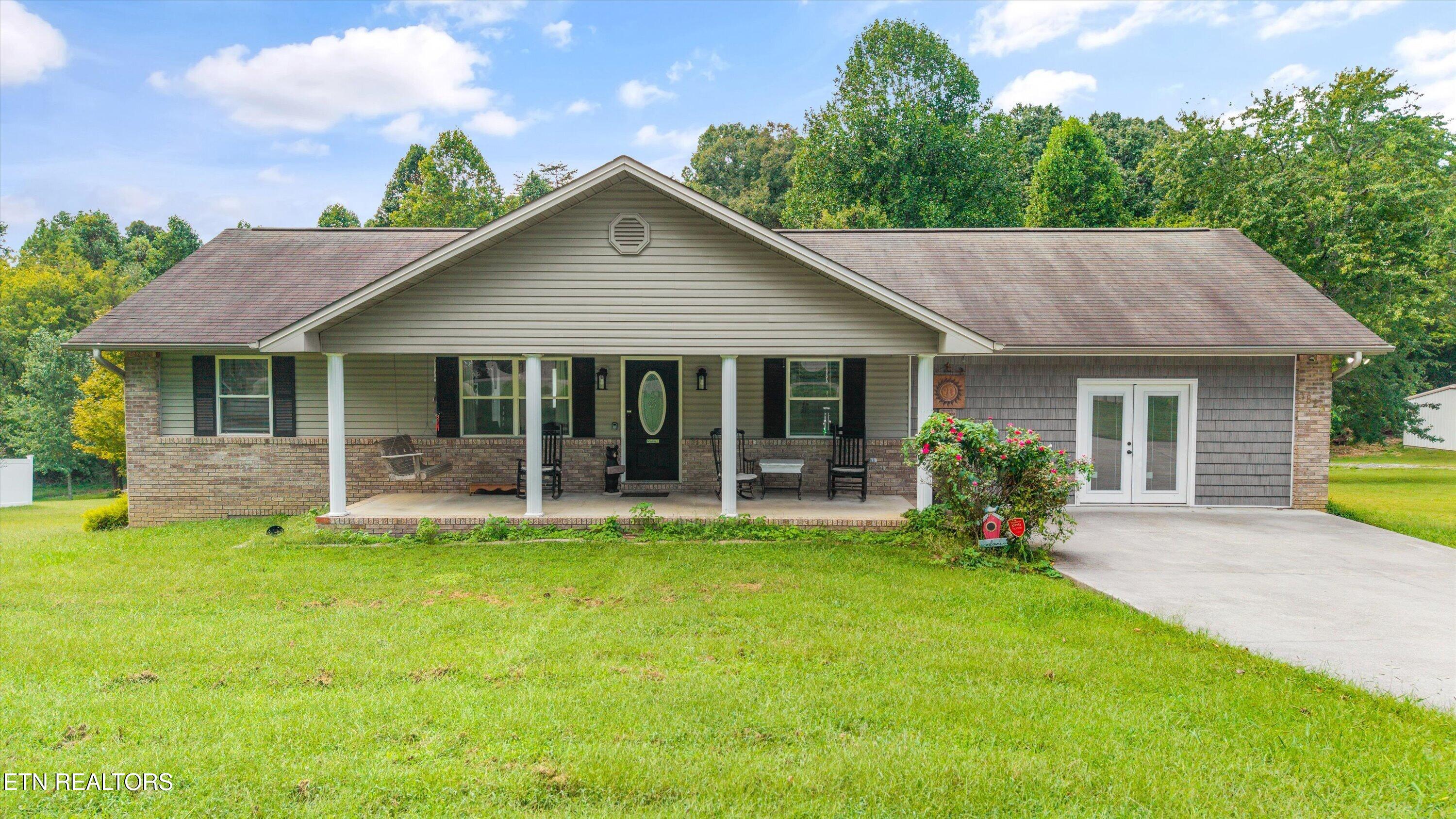 1825 Sunnydale Drive Sevierville TN 37862