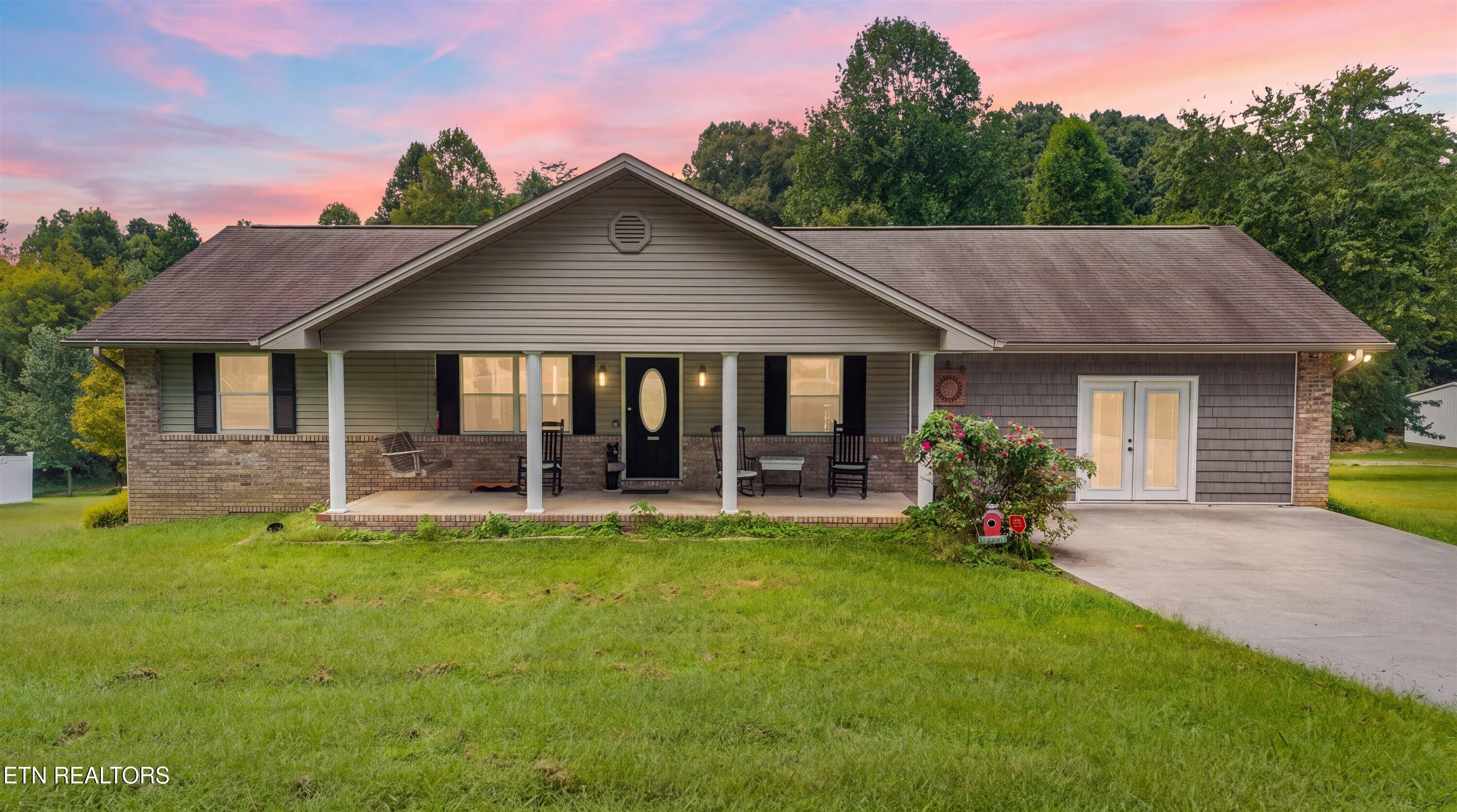 1825 Sunnydale Drive Sevierville TN 37862