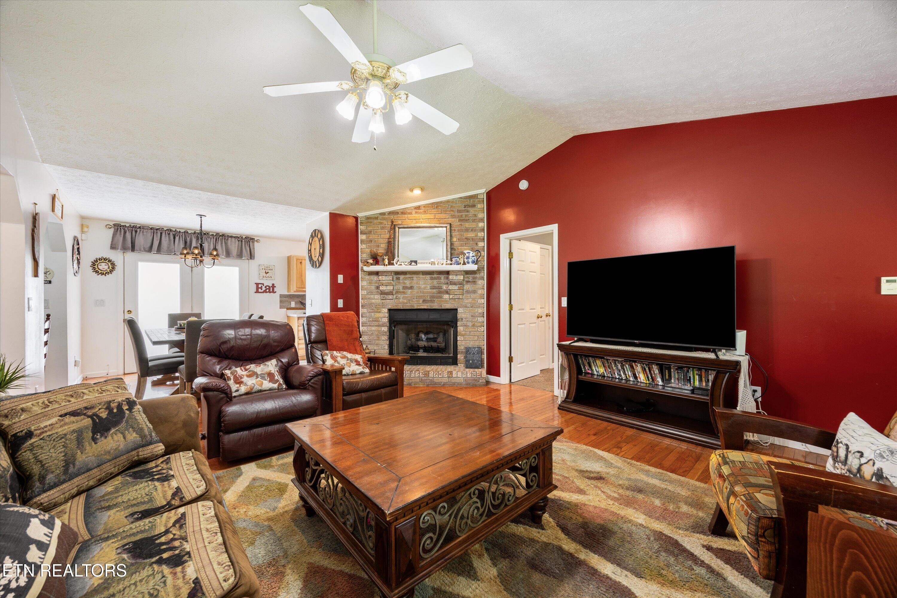 1825 Sunnydale Drive Sevierville TN 37862