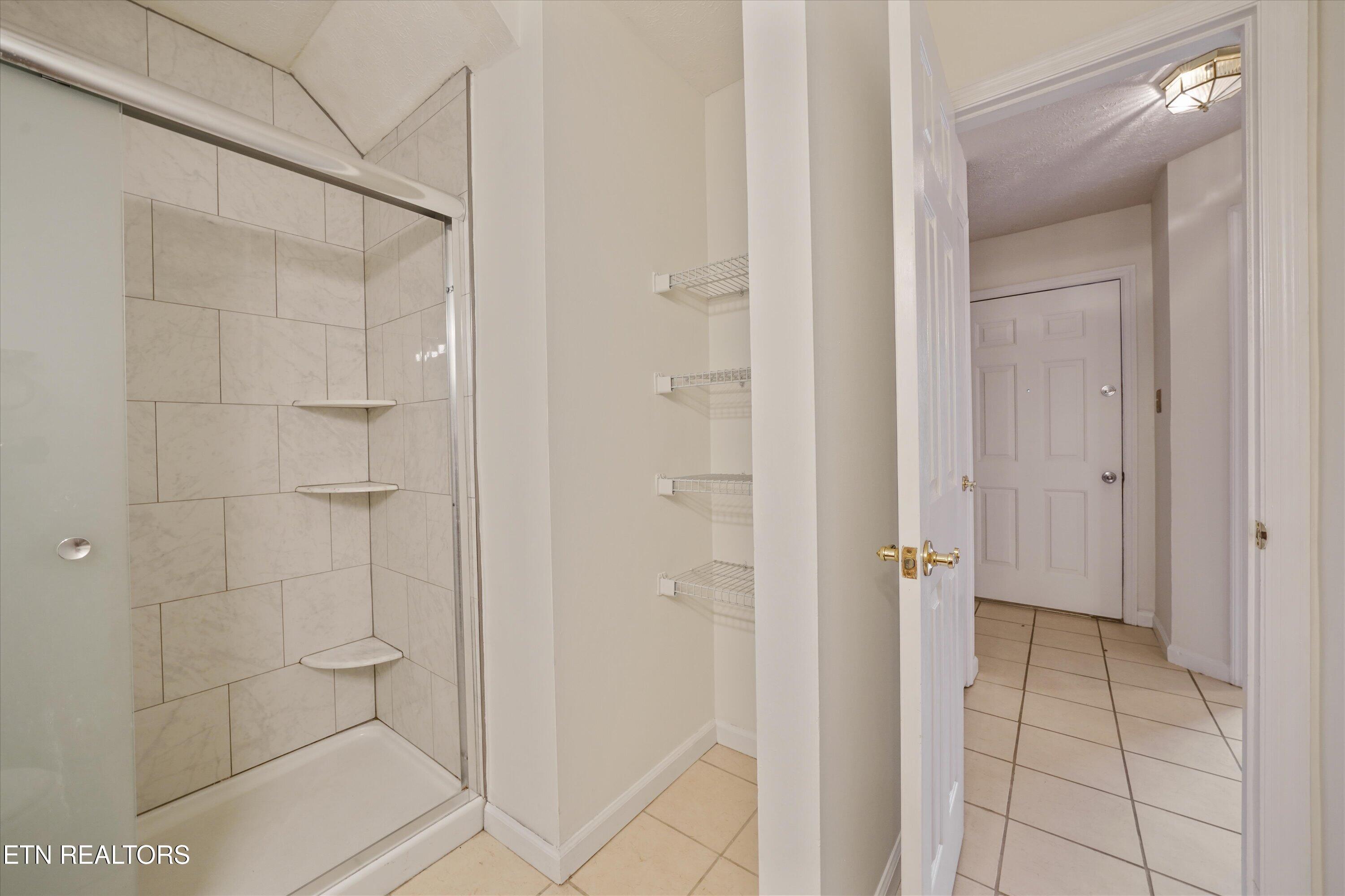 6913 Kings Crossing Way Knoxville TN 37918