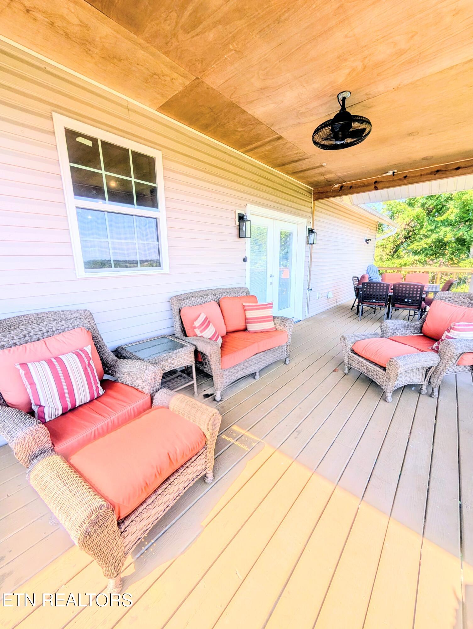 1720 Mountain Drive Sevierville TN 37876