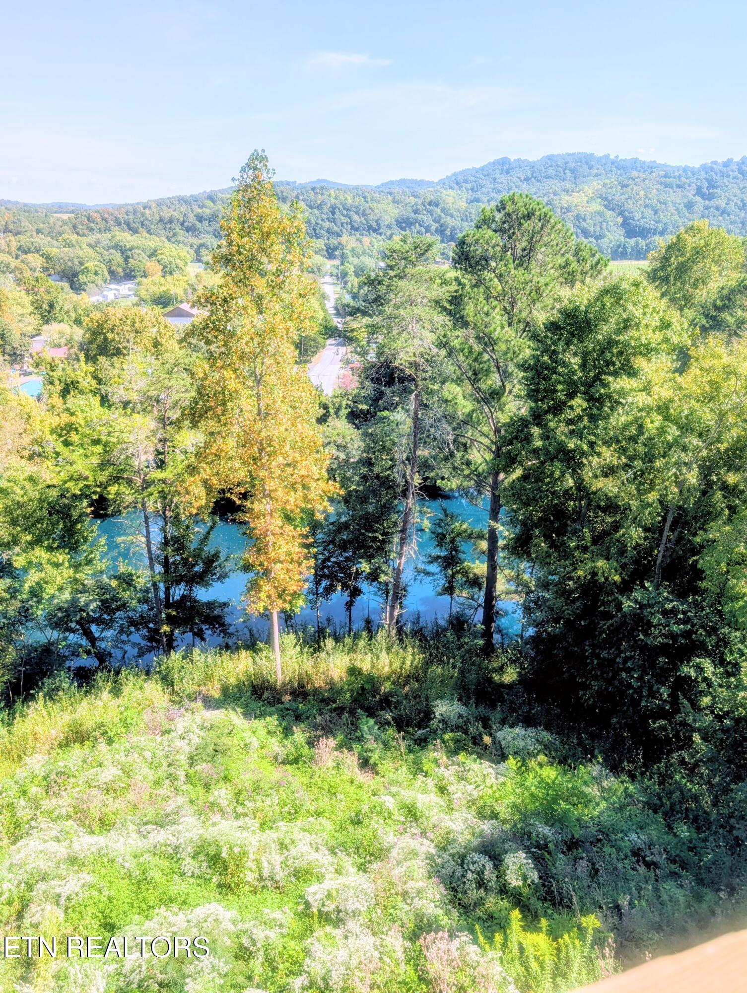 1720 Mountain Drive Sevierville TN 37876