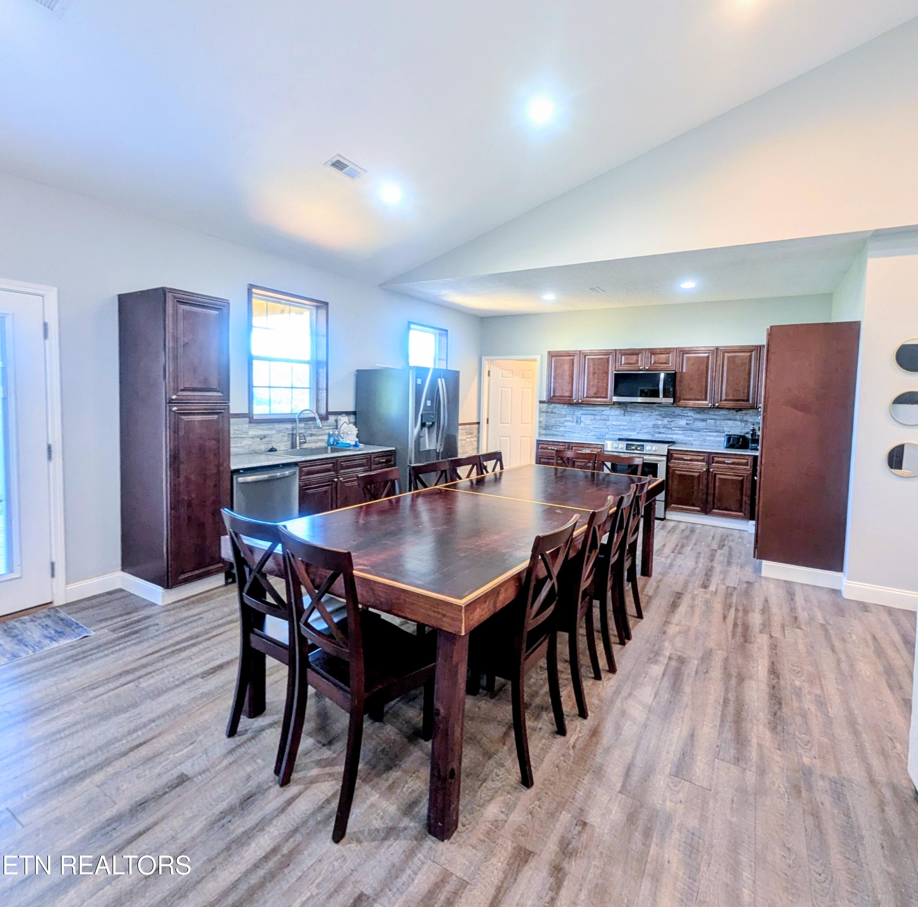 1720 Mountain Drive Sevierville TN 37876
