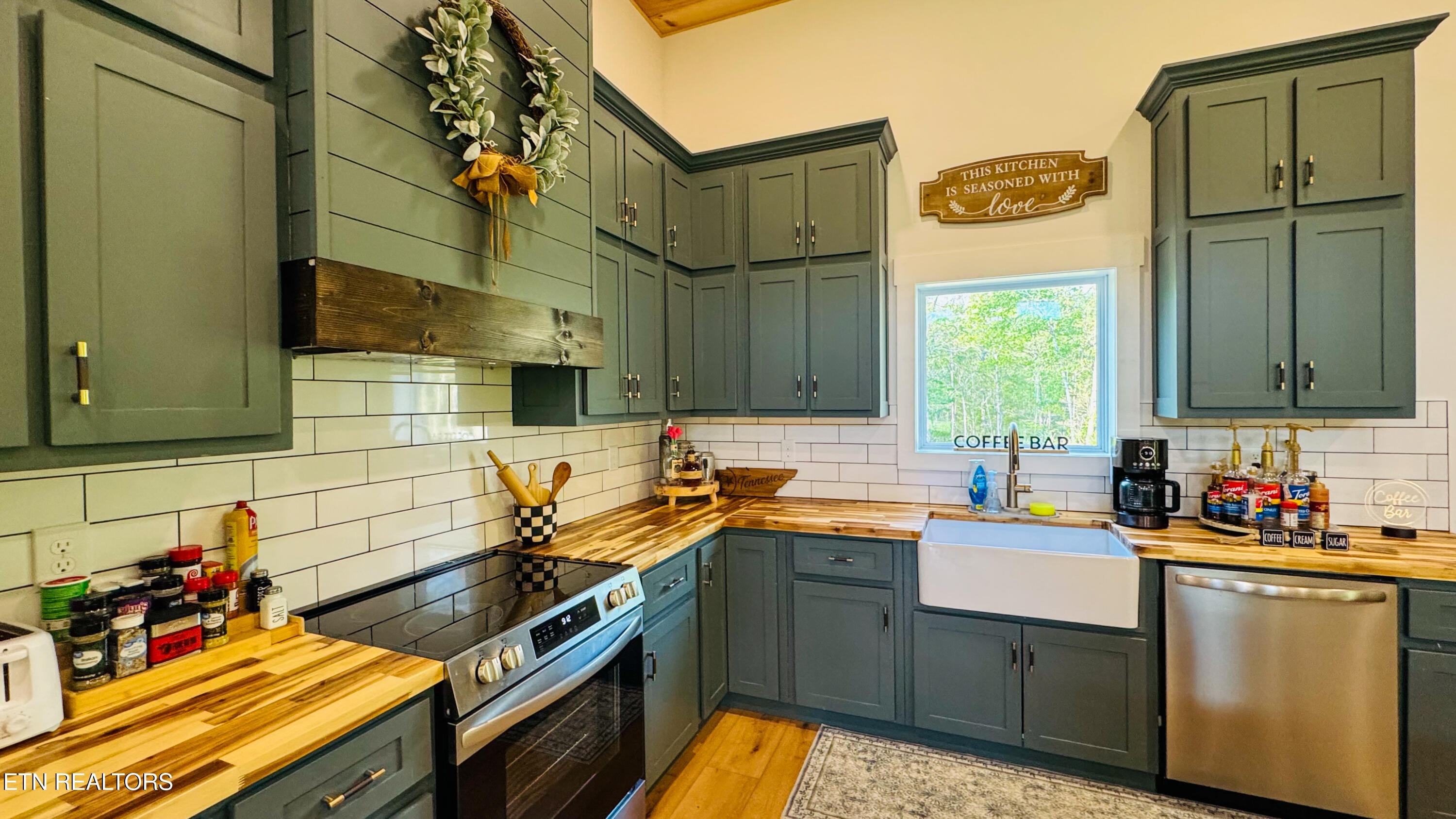 1160 Clifty Crk Road Winfield TN 37892