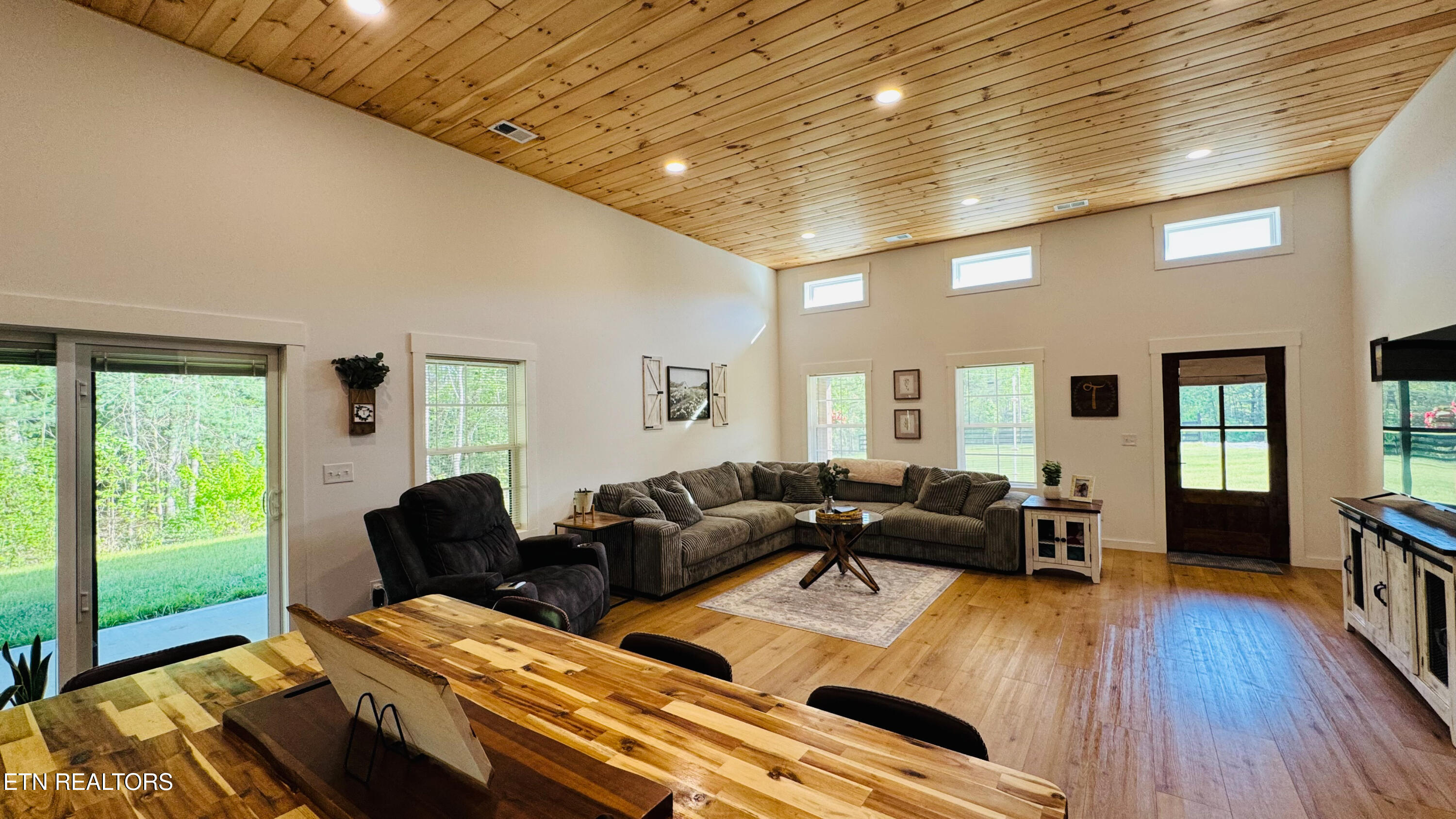 1160 Clifty Crk Road Winfield TN 37892