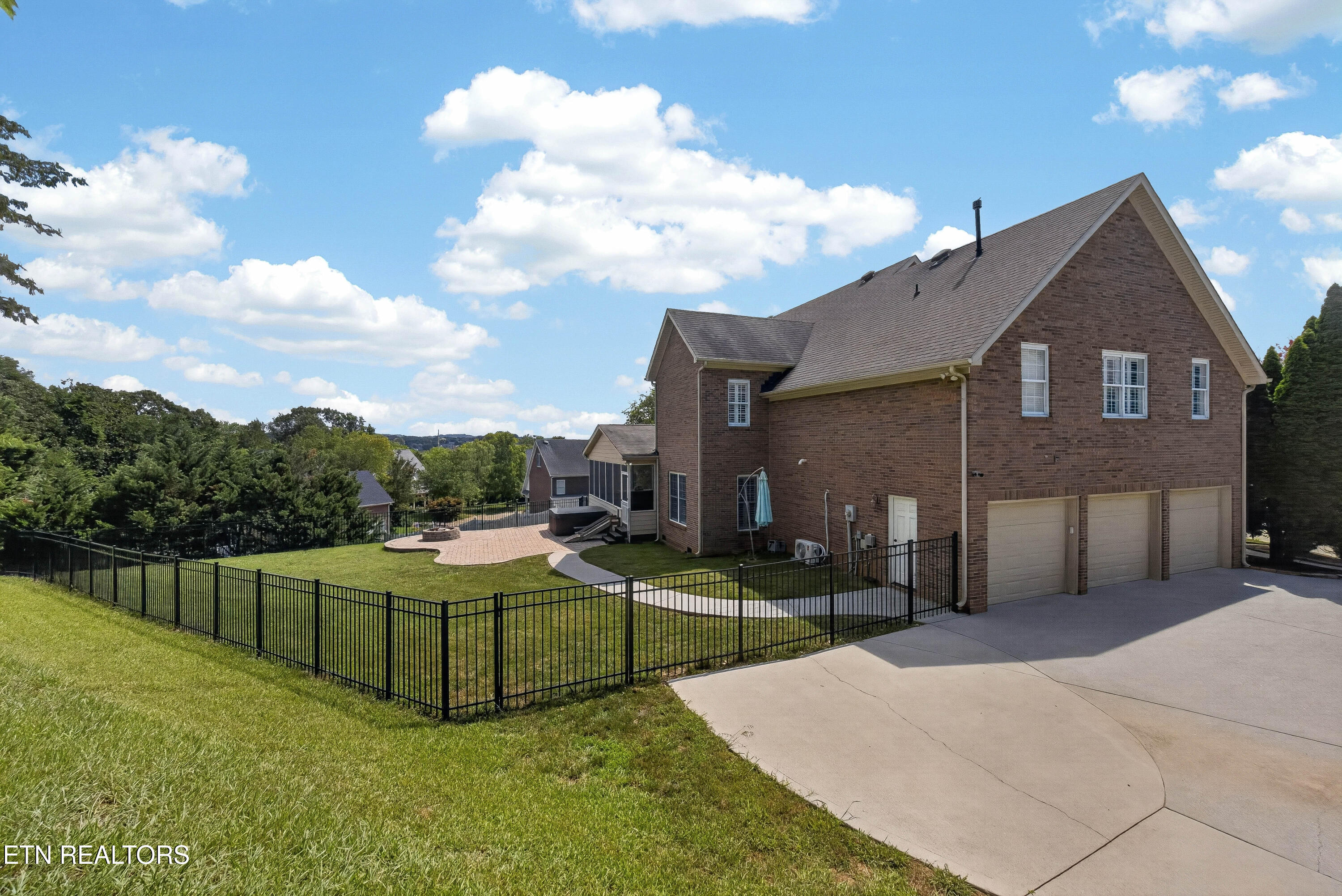 10300 Riverwalk Lane Knoxville TN 37922