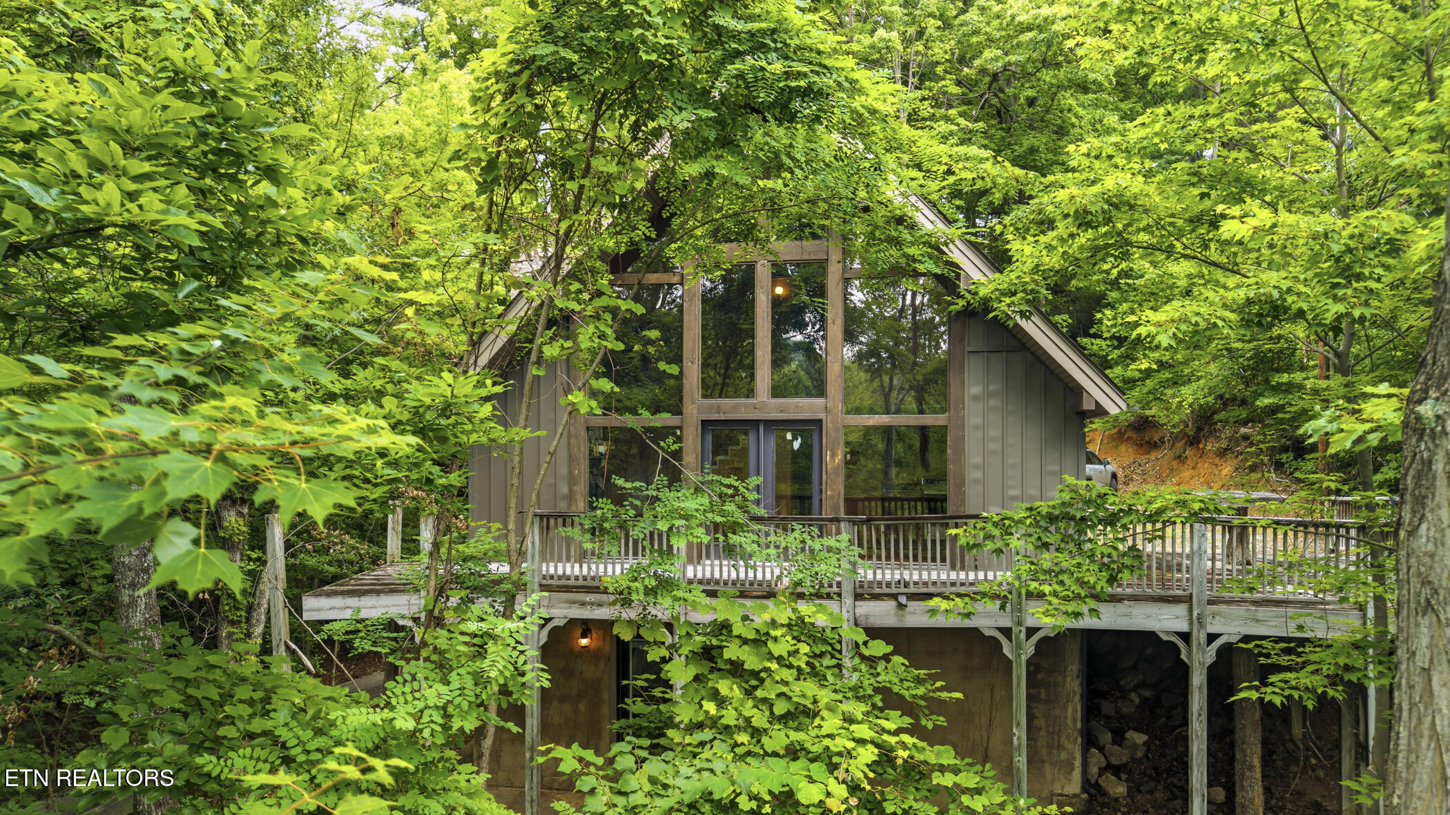 1068 Lower Alpine Way Gatlinburg TN 37738