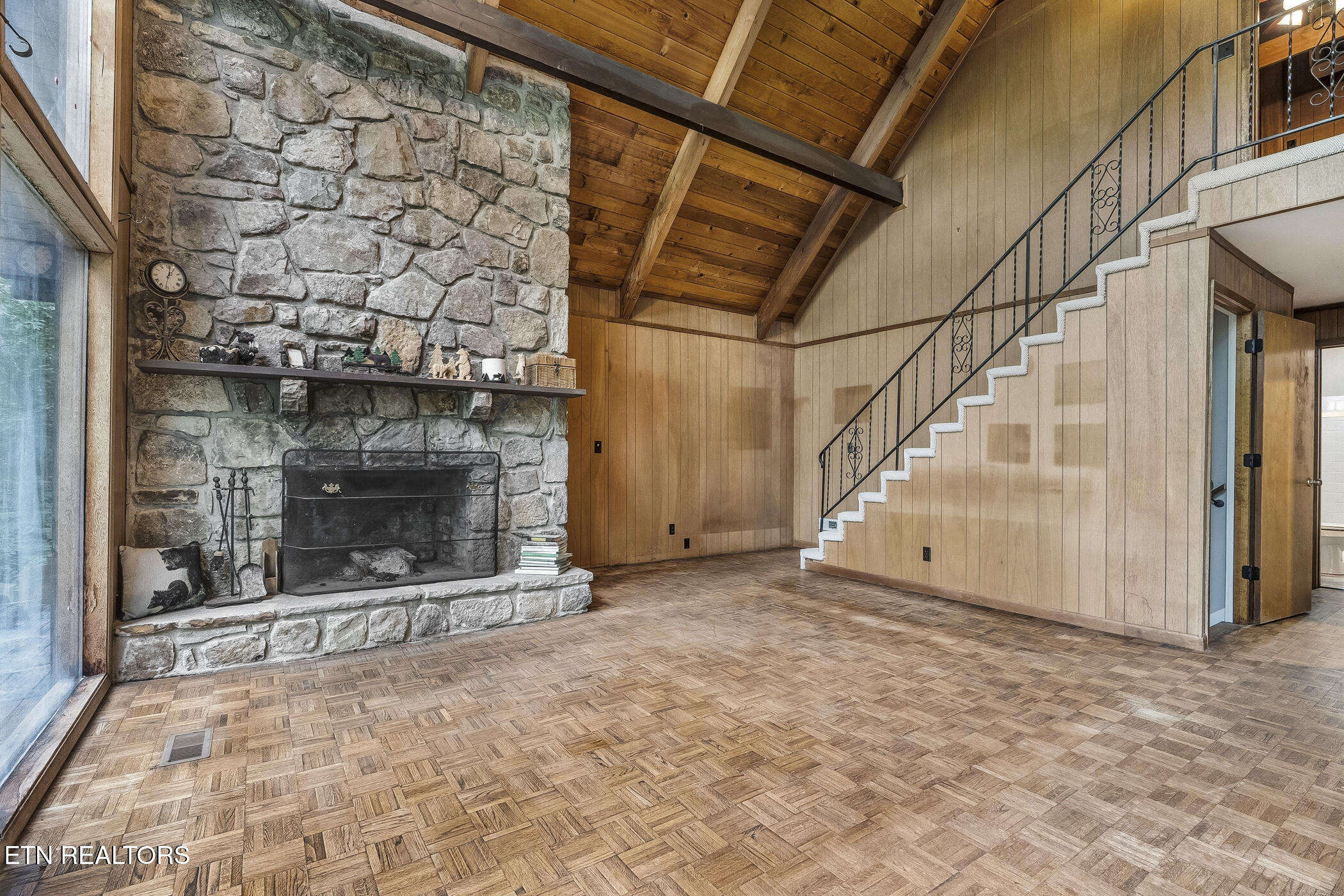 1068 Lower Alpine Way Gatlinburg TN 37738