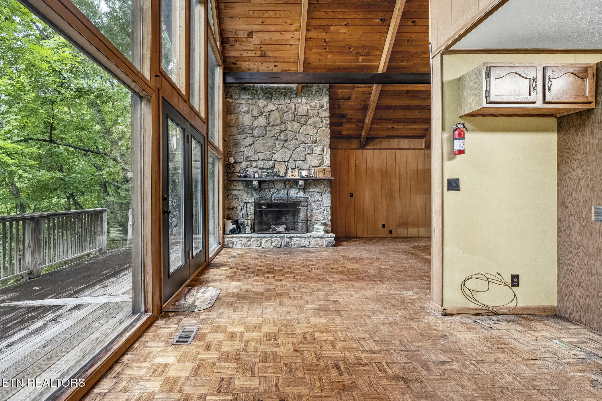 1068 Lower Alpine Way Gatlinburg TN 37738