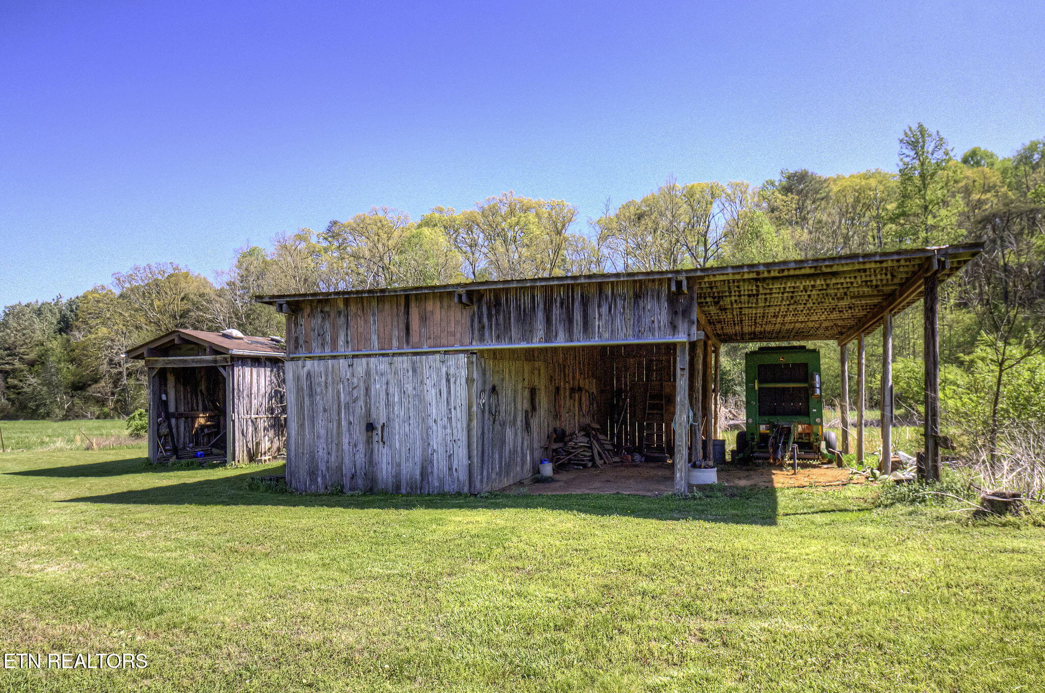 285 New Providence Road Tellico Plains TN 37385