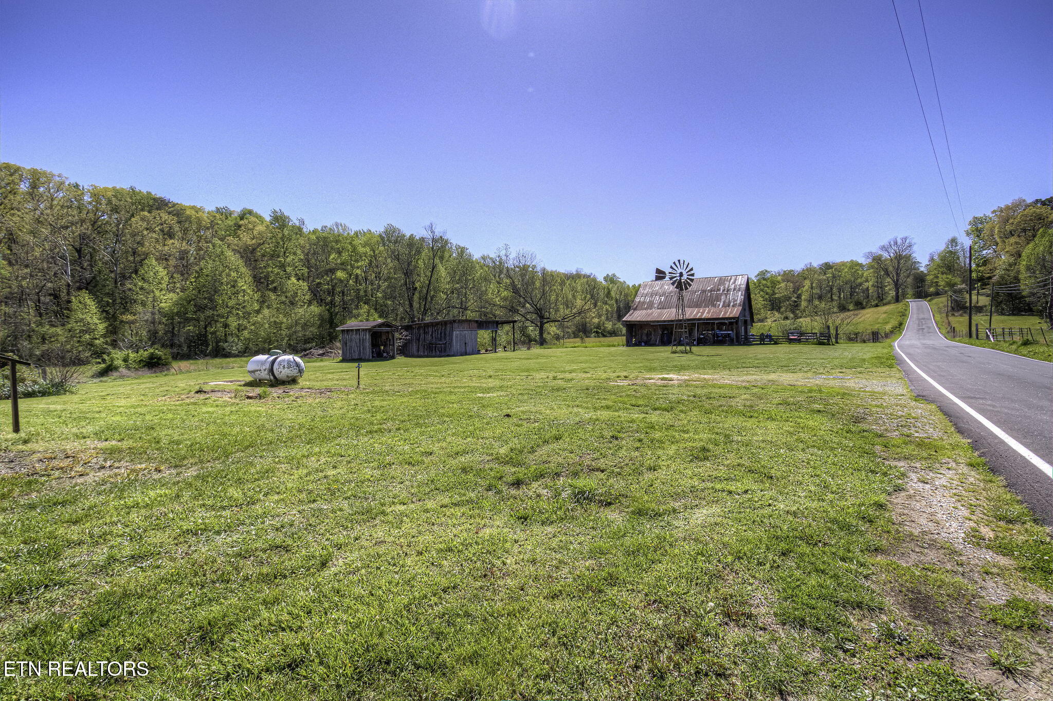 285 New Providence Road Tellico Plains TN 37385