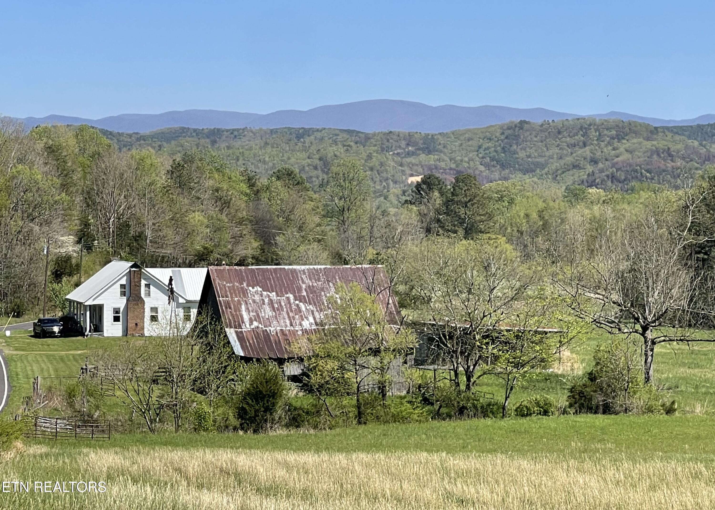 285 New Providence Road Tellico Plains TN 37385
