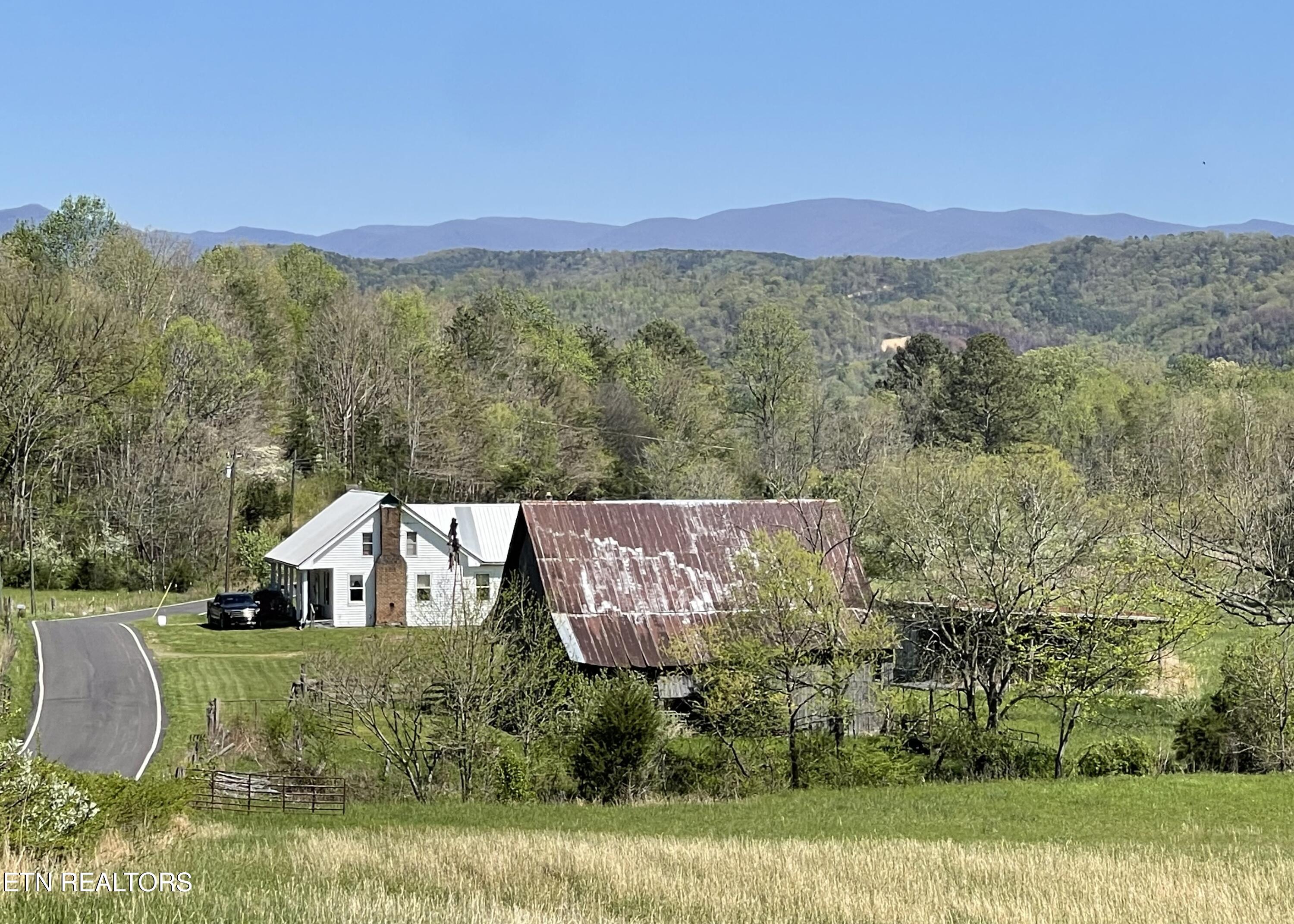 285 New Providence Road Tellico Plains TN 37385