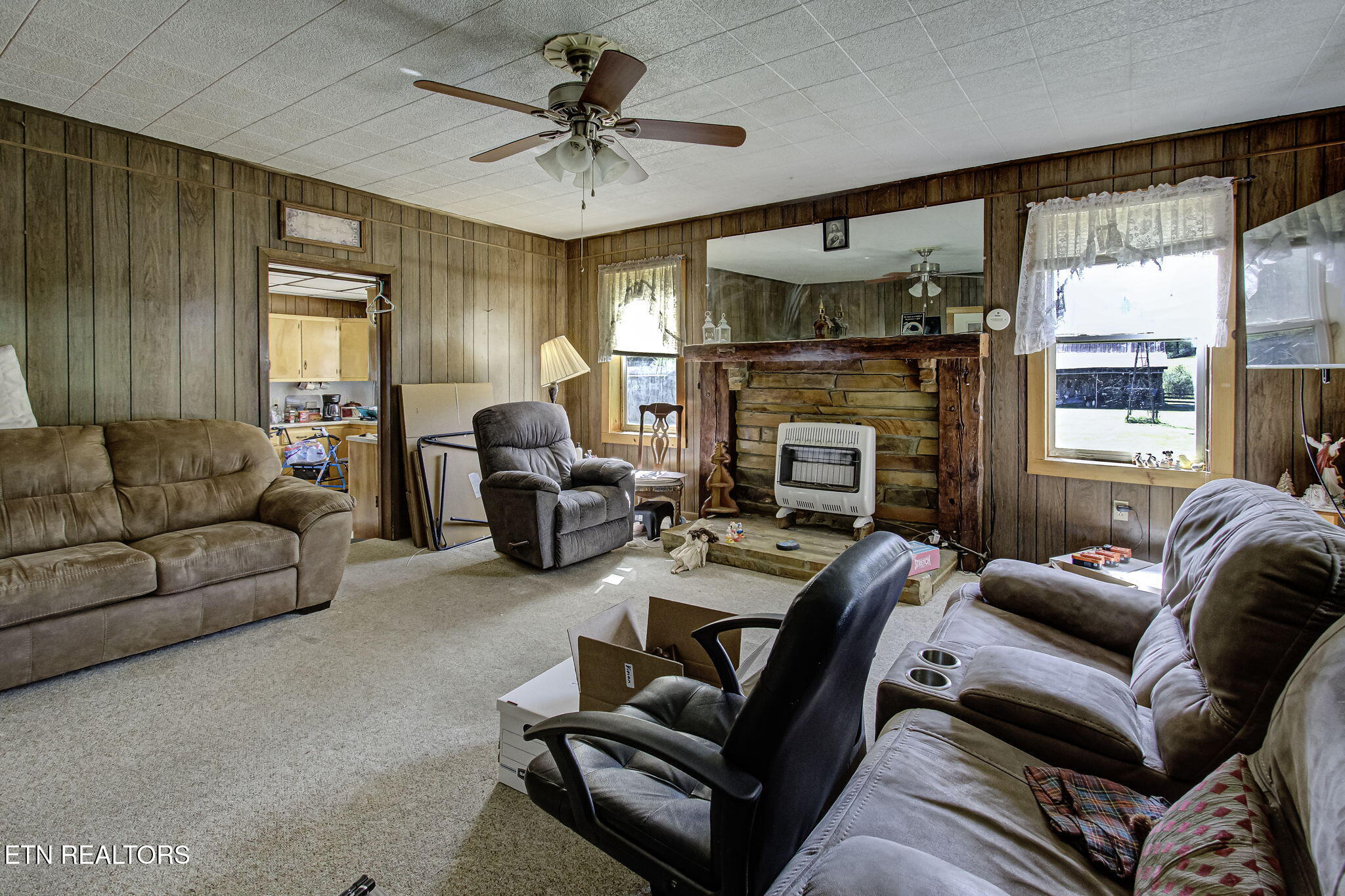 285 New Providence Road Tellico Plains TN 37385