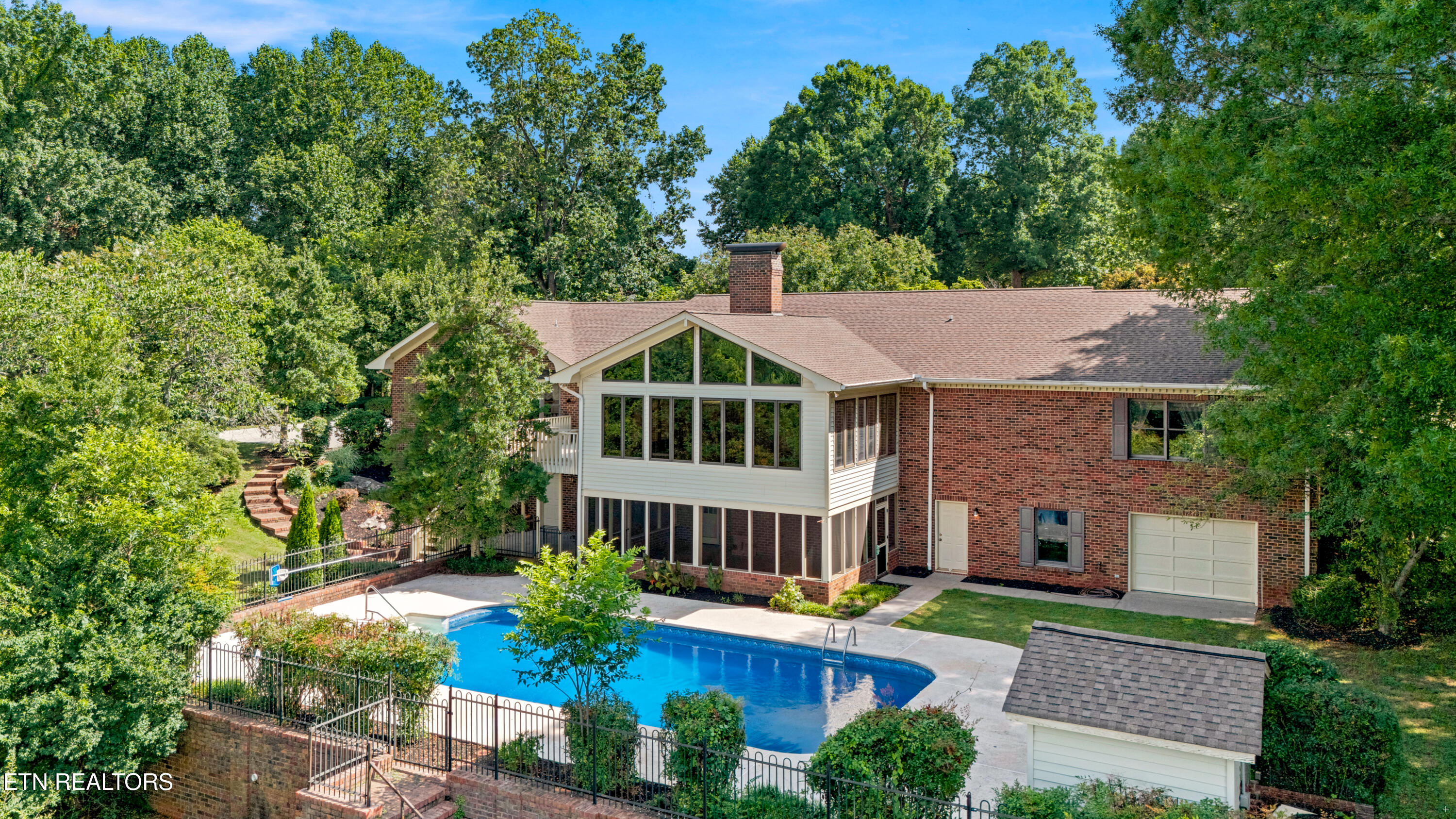 628 Charlotte Street Athens TN 37303