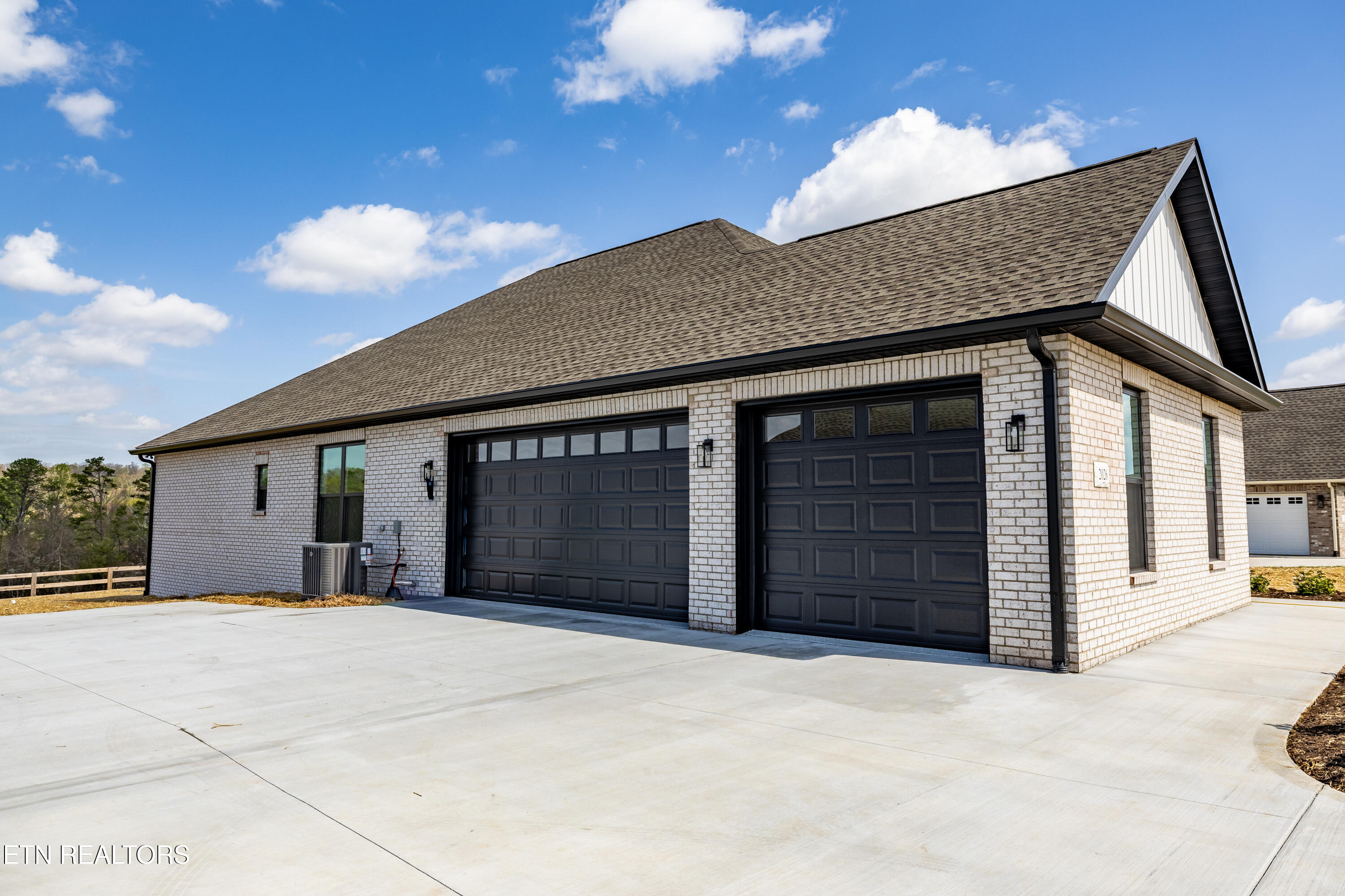 2026 Griffitts Mill Circle Maryville TN 37803