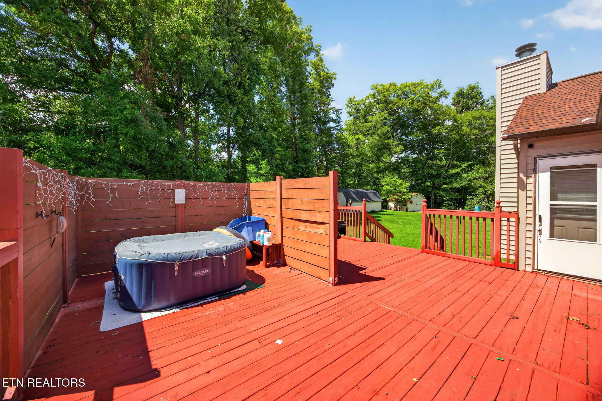 3669 N Riveroaks Drive Cookeville TN 38506