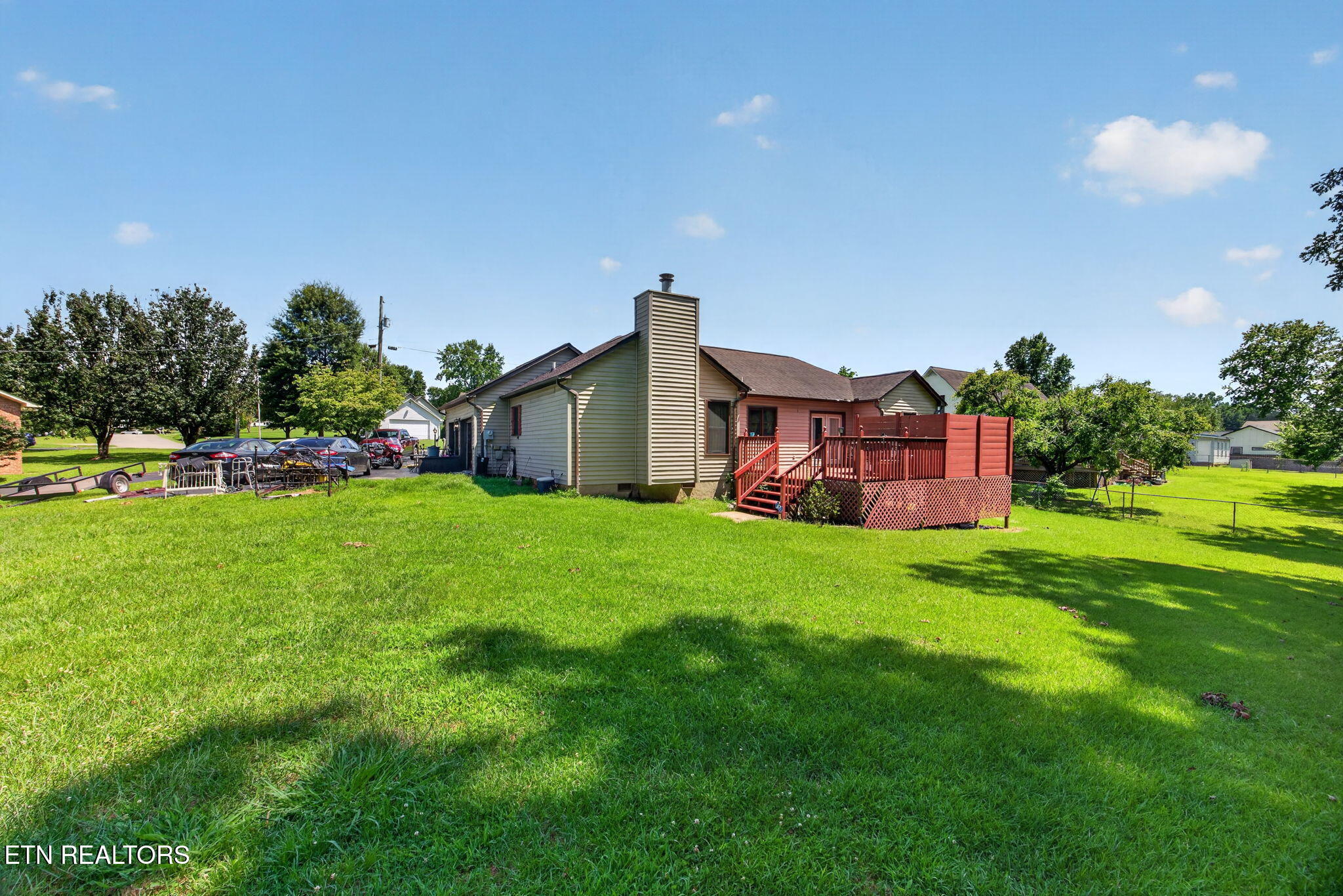 3669 N Riveroaks Drive Cookeville TN 38506