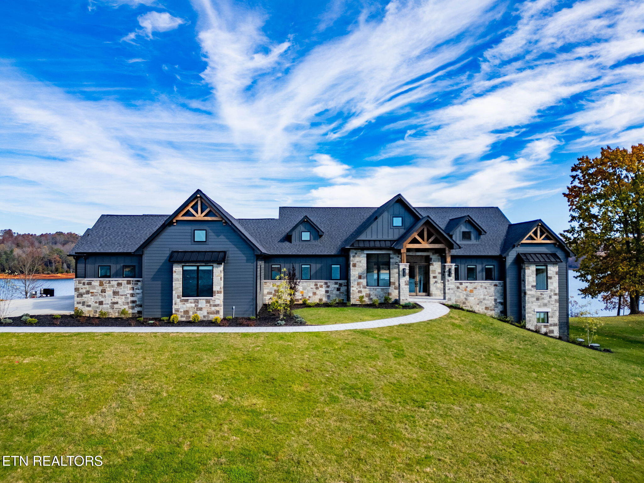 LaFollette TN, 135 Crown Jewel Lane