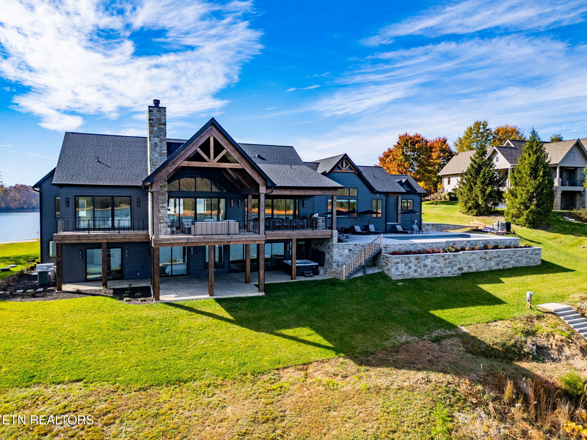 135 Crown Jewel Lane Lafollette TN 37766