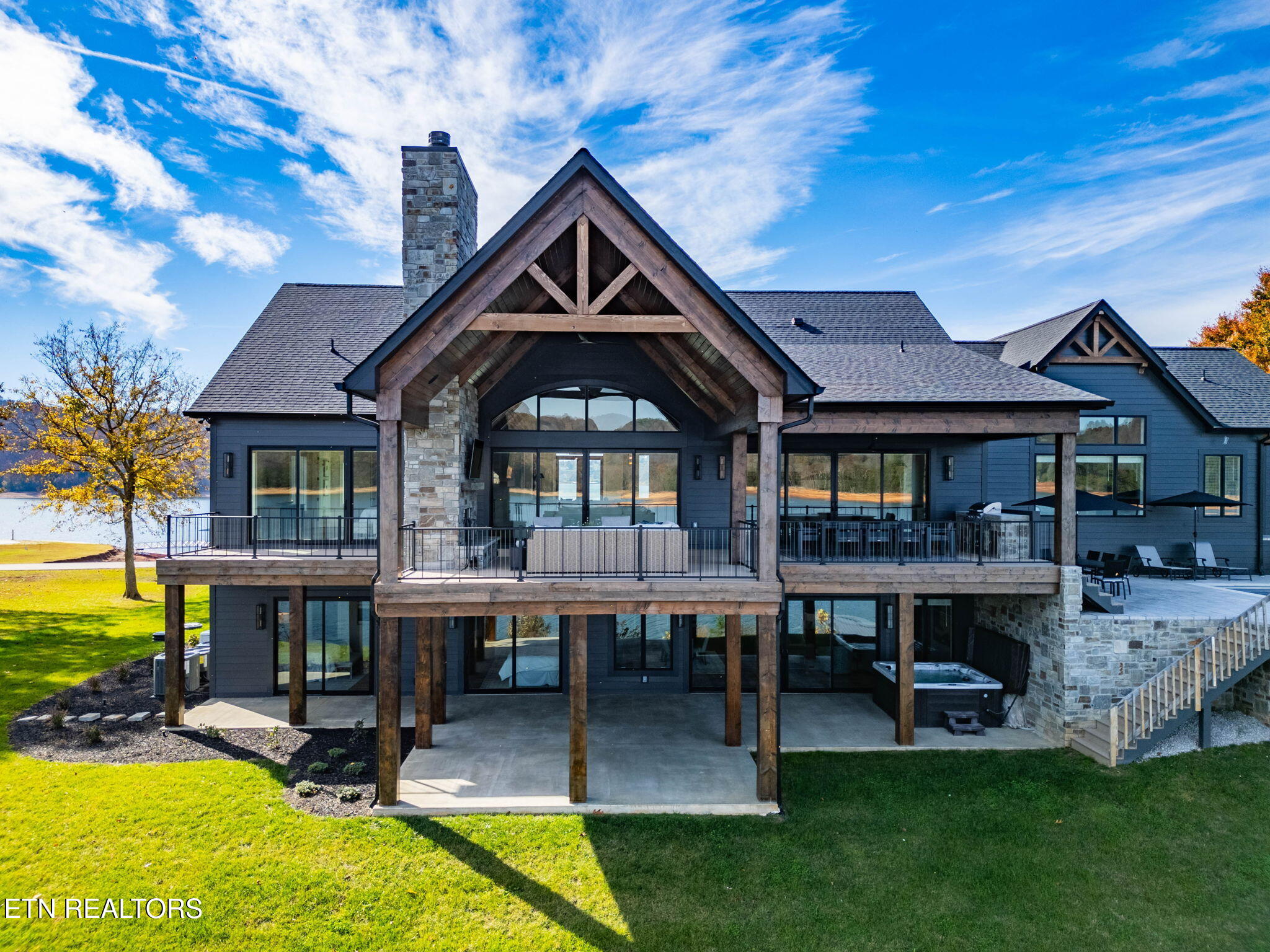 135 Crown Jewel Lane Lafollette TN 37766