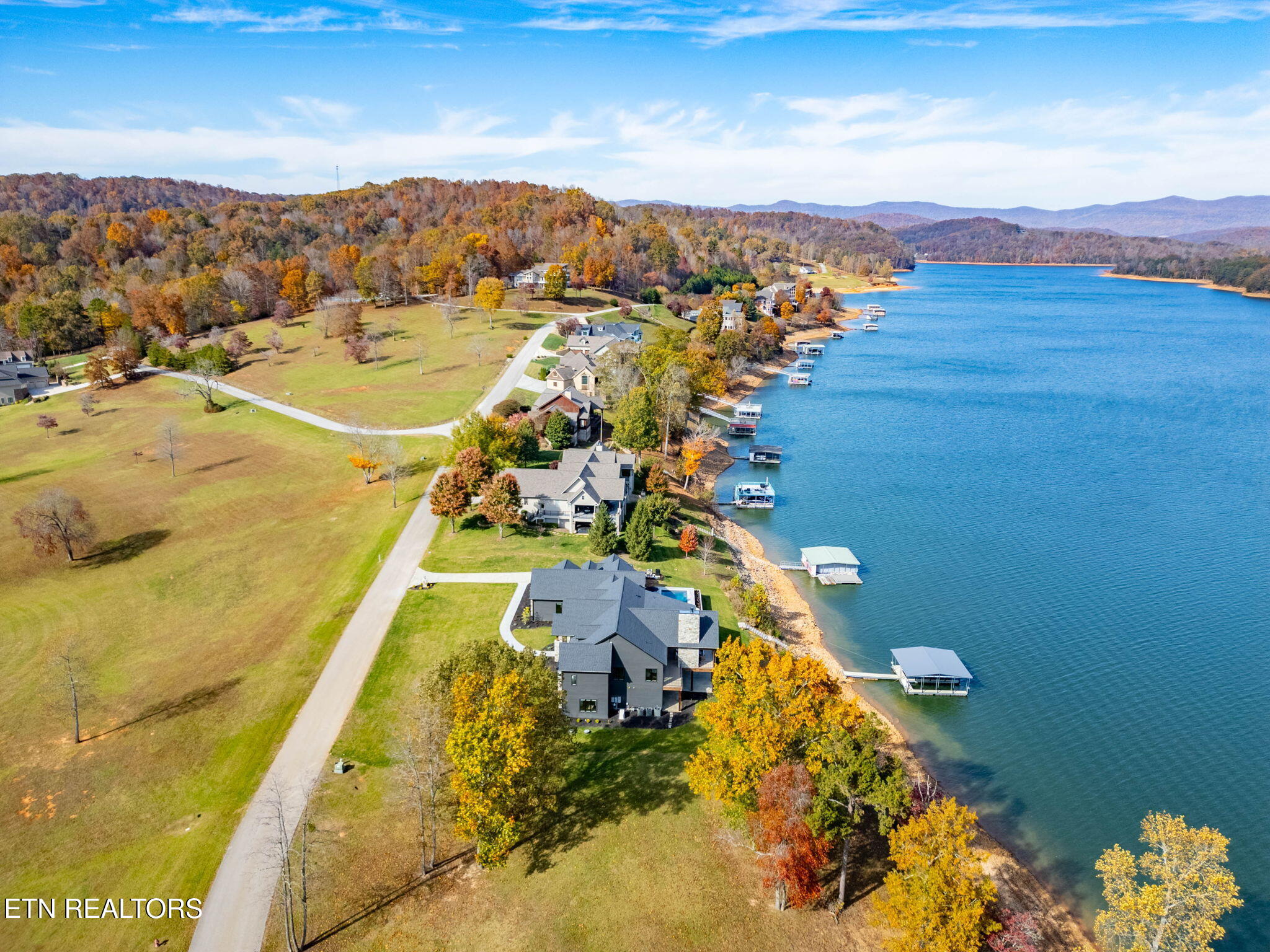 135 Crown Jewel Lane Lafollette TN 37766