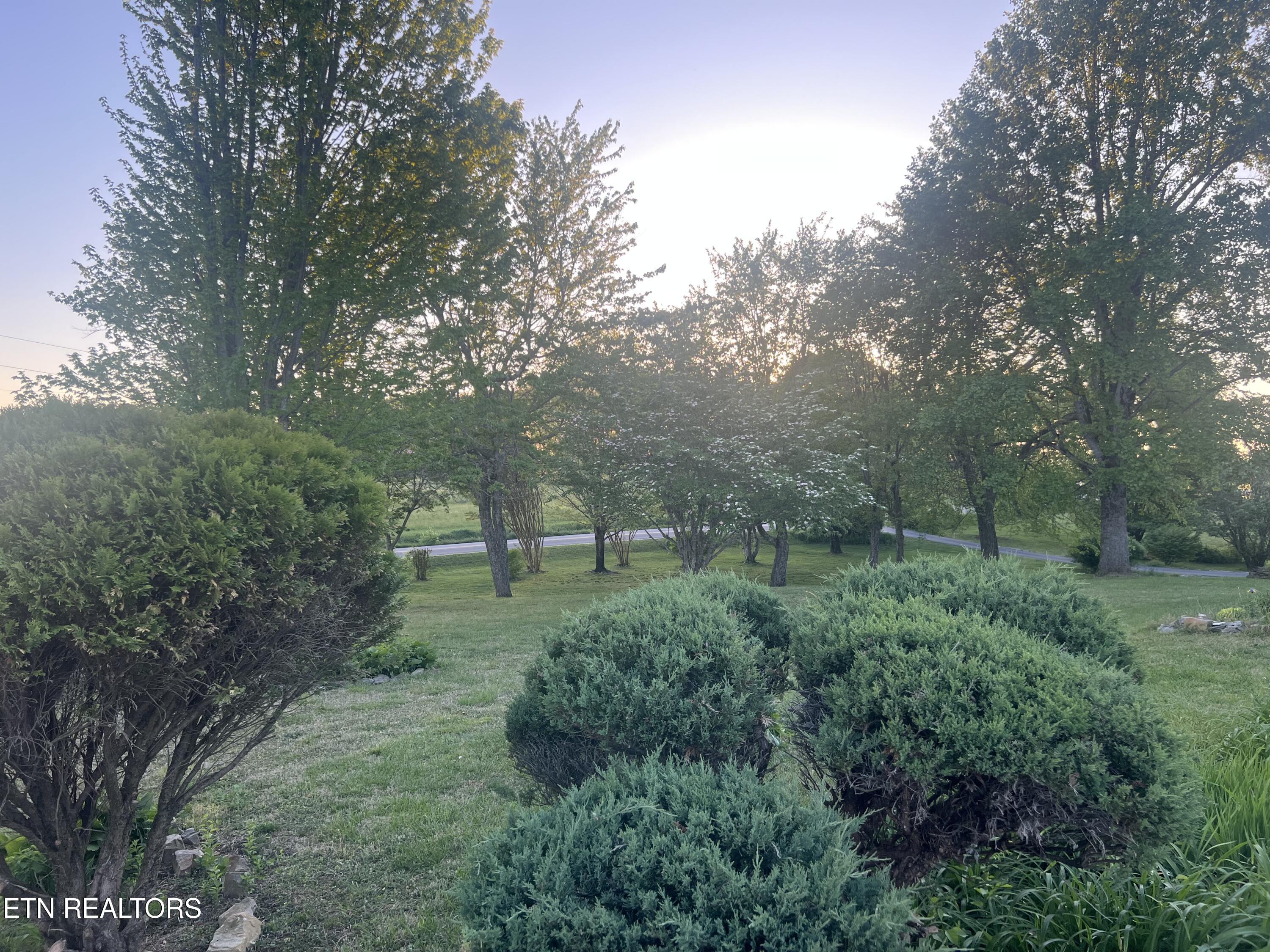 31 Chestnut Oak Road Crossville TN 38571