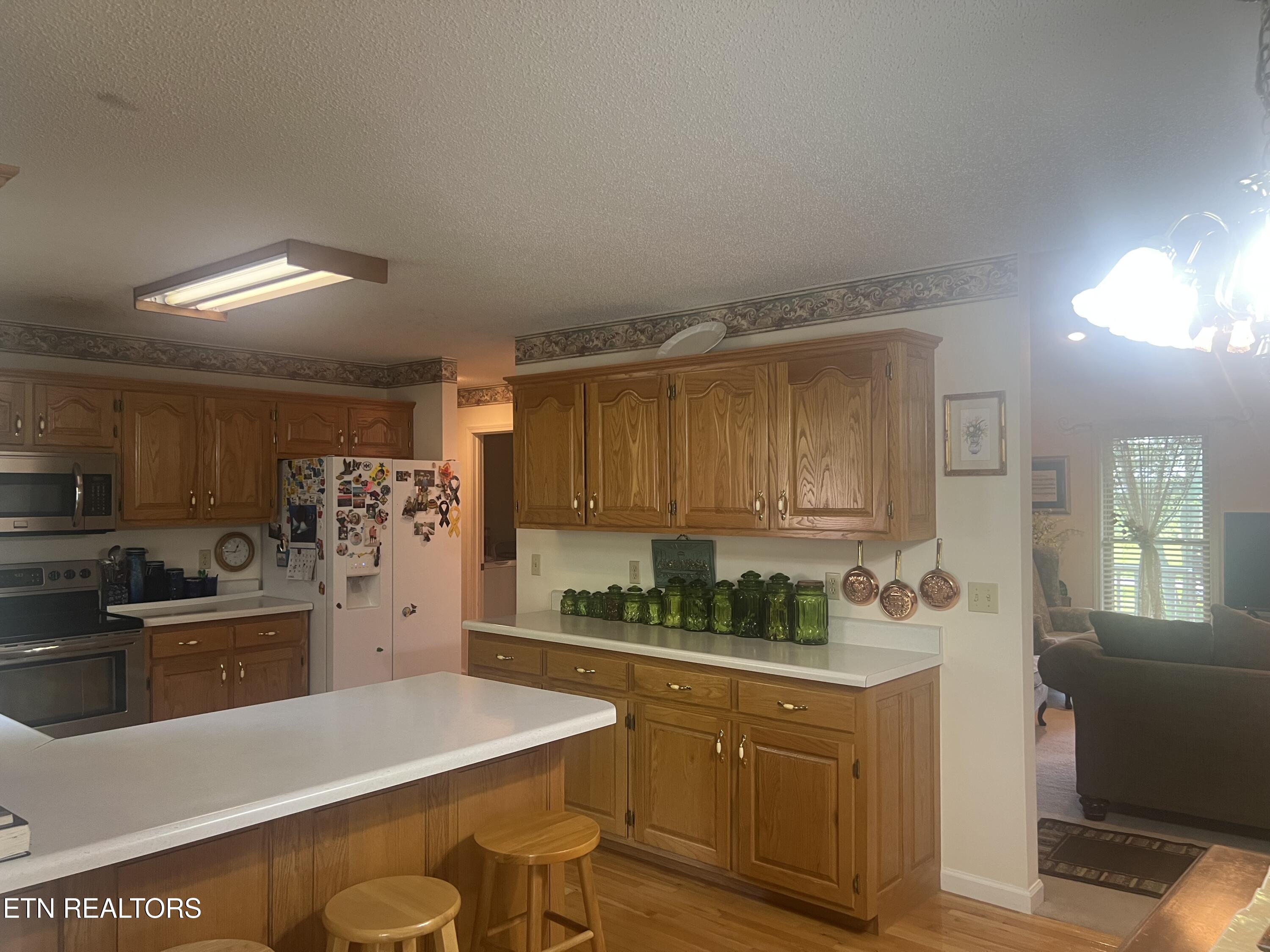 31 Chestnut Oak Road Crossville TN 38571