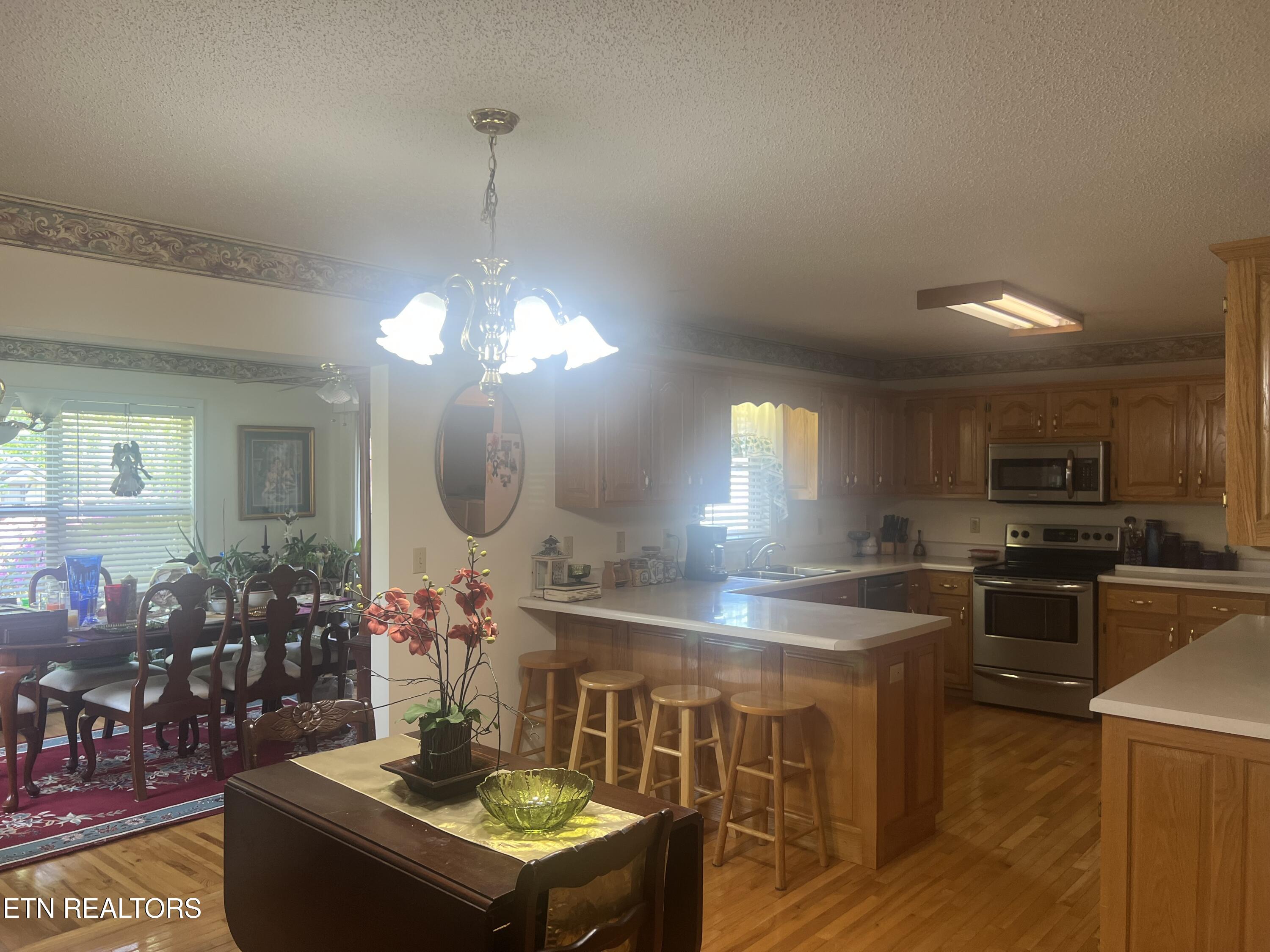 31 Chestnut Oak Road Crossville TN 38571