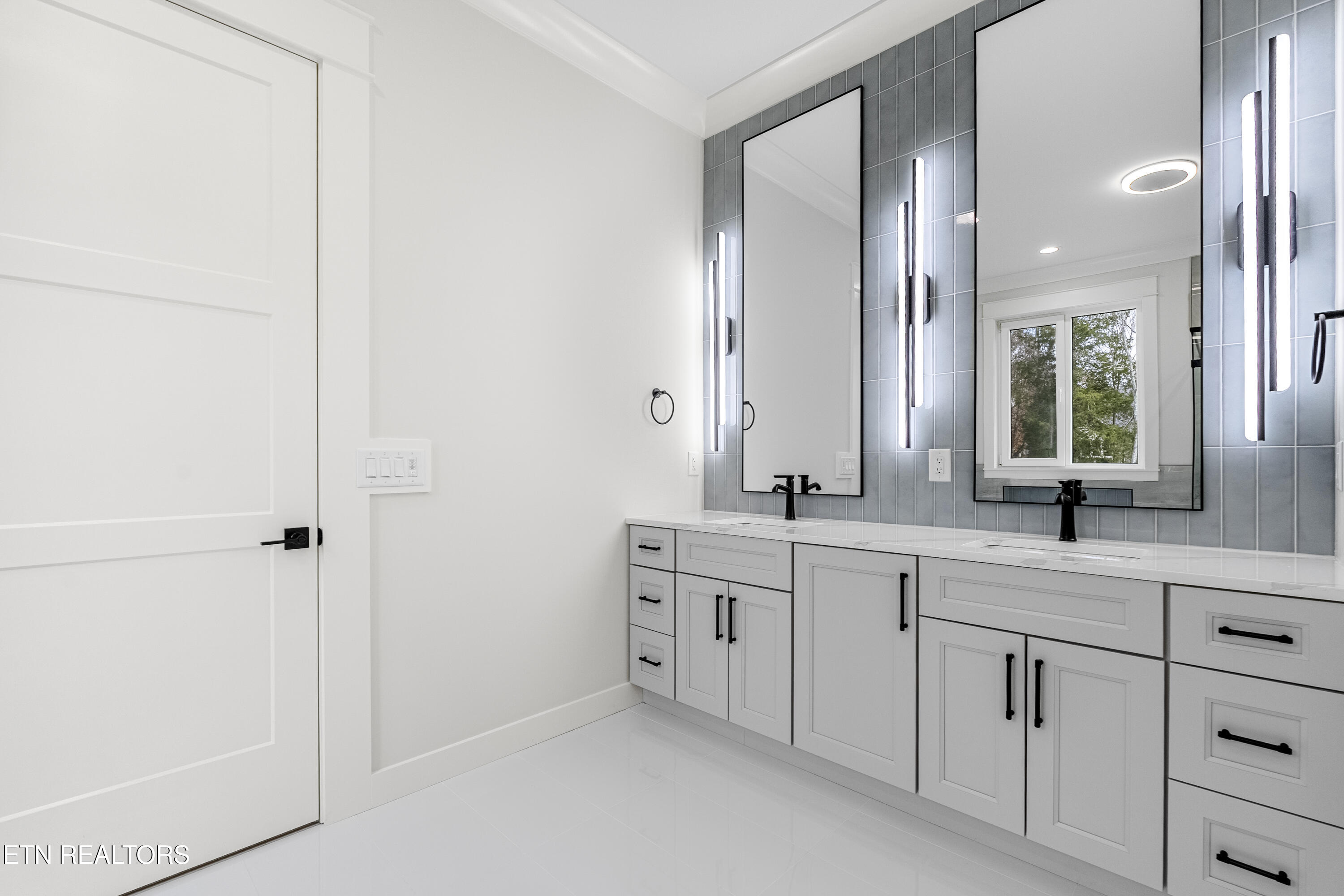 411 Kahite Trail Vonore TN 37885