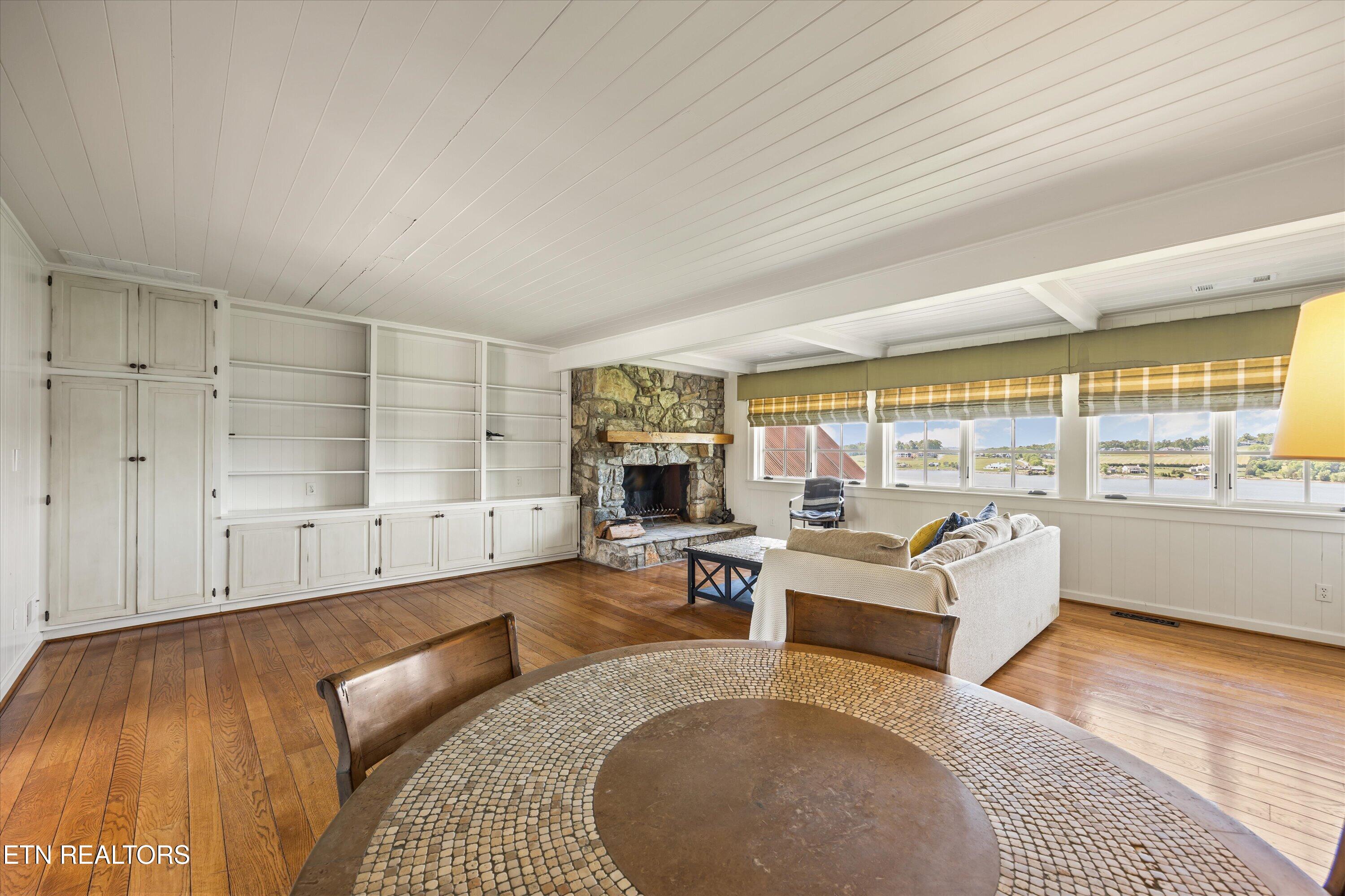 206 Osprey Point Louisville TN 37777