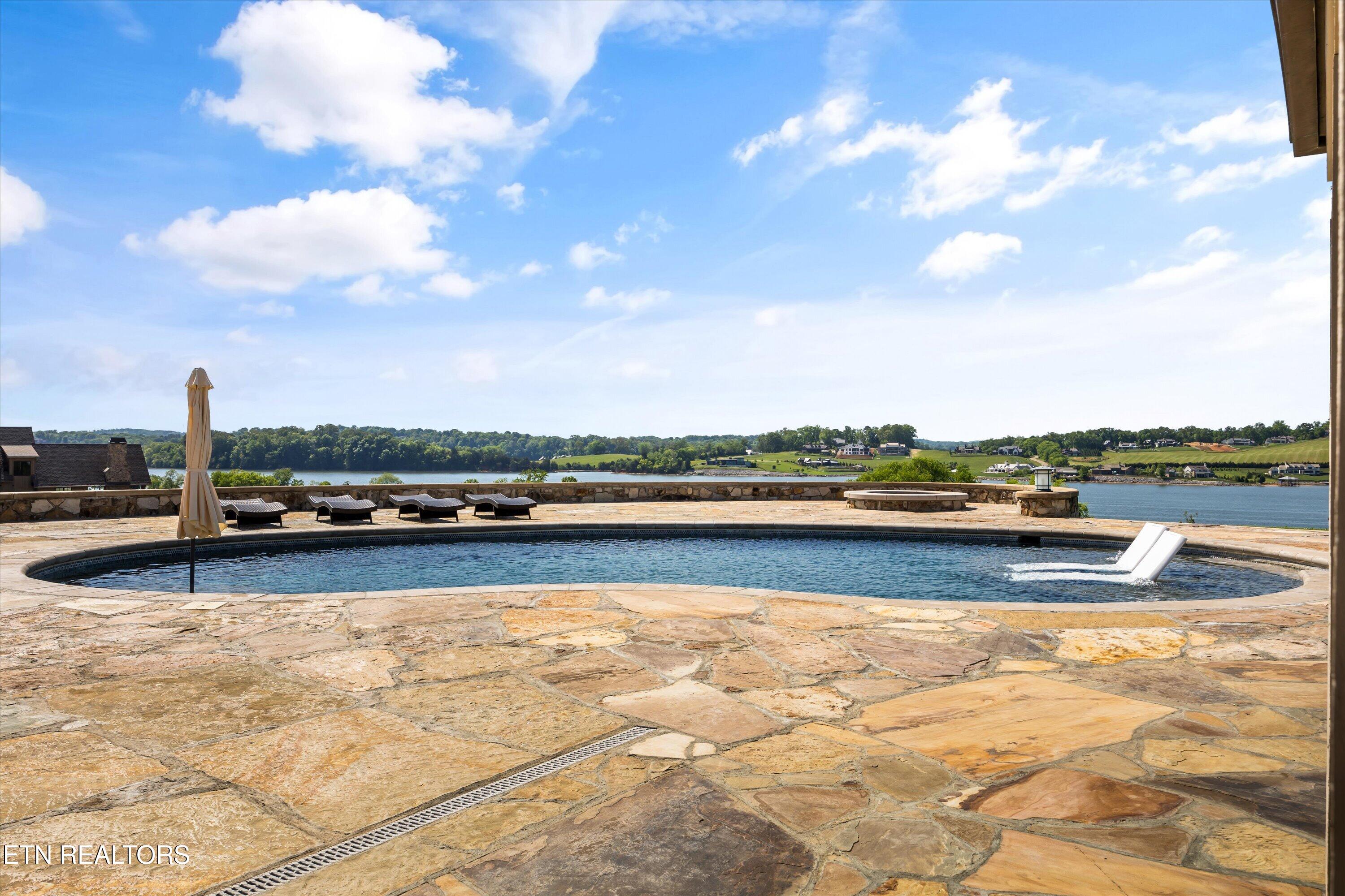 206 Osprey Point Louisville TN 37777
