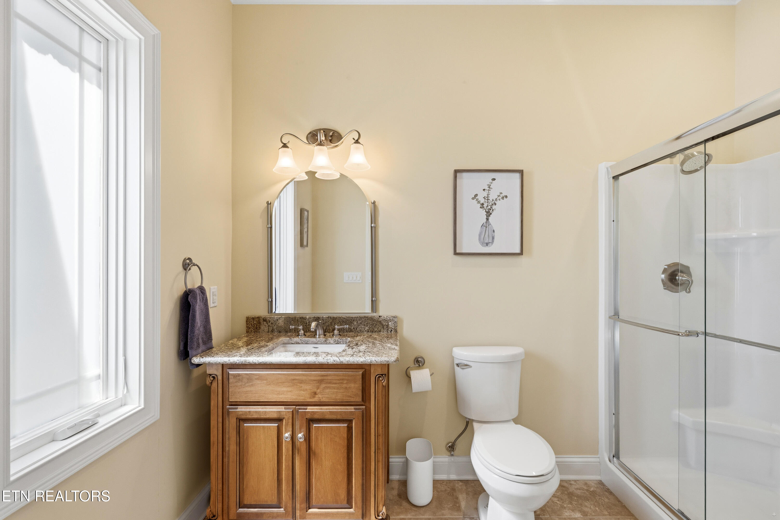 362 Parkwood Circle Greenback TN 37742