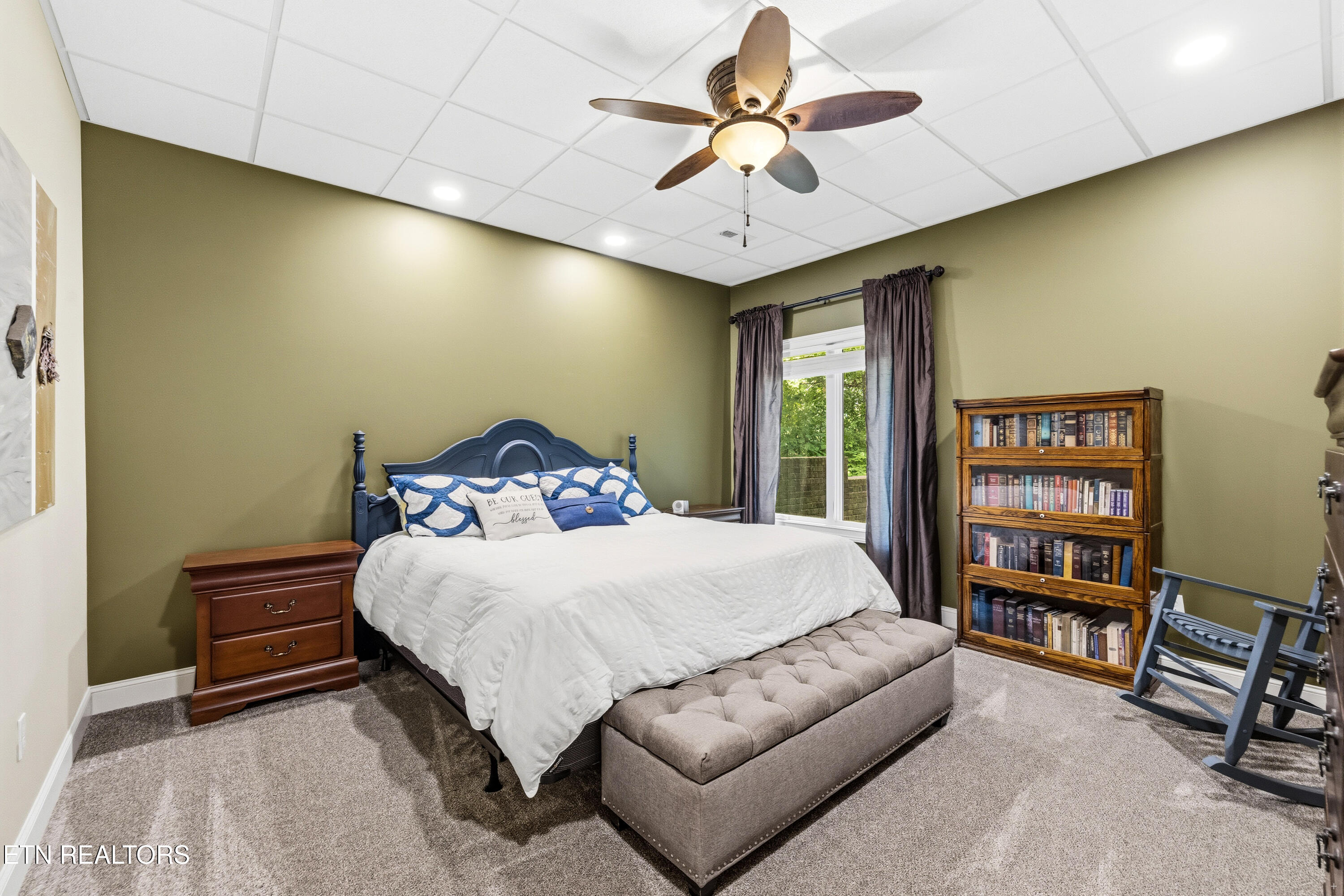 362 Parkwood Circle Greenback TN 37742