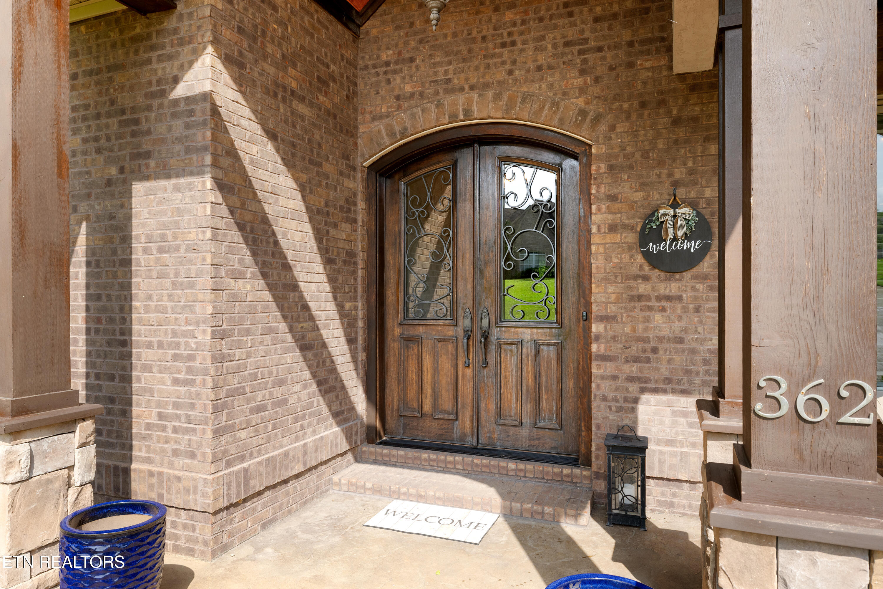 362 Parkwood Circle Greenback TN 37742