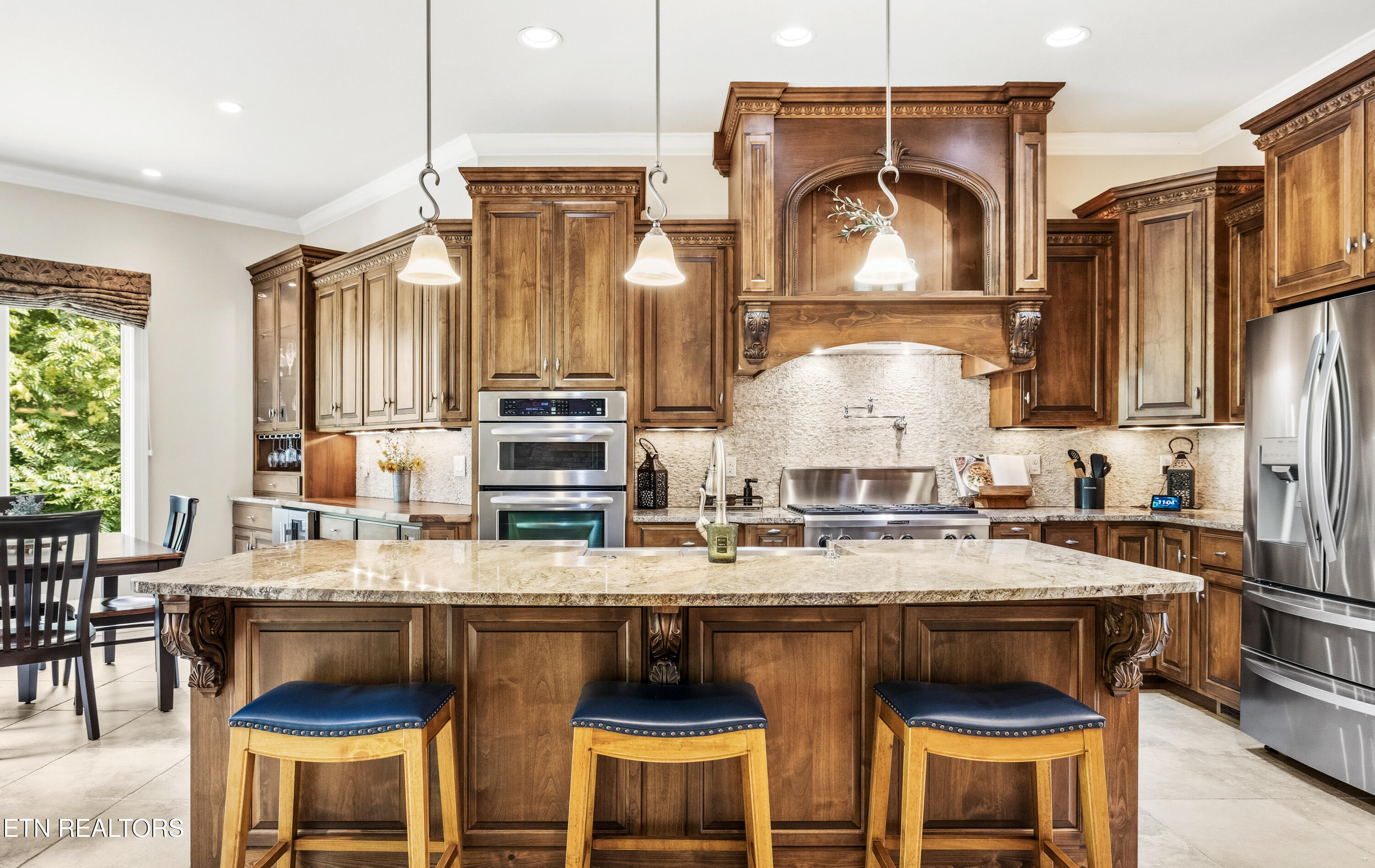362 Parkwood Circle Greenback TN 37742