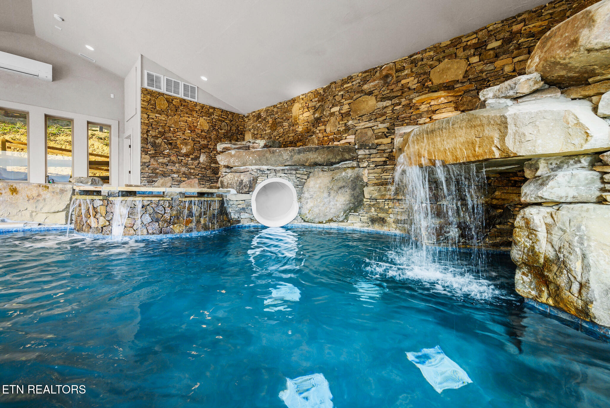 3270 Laurel Cove Trail Sevierville TN 37862