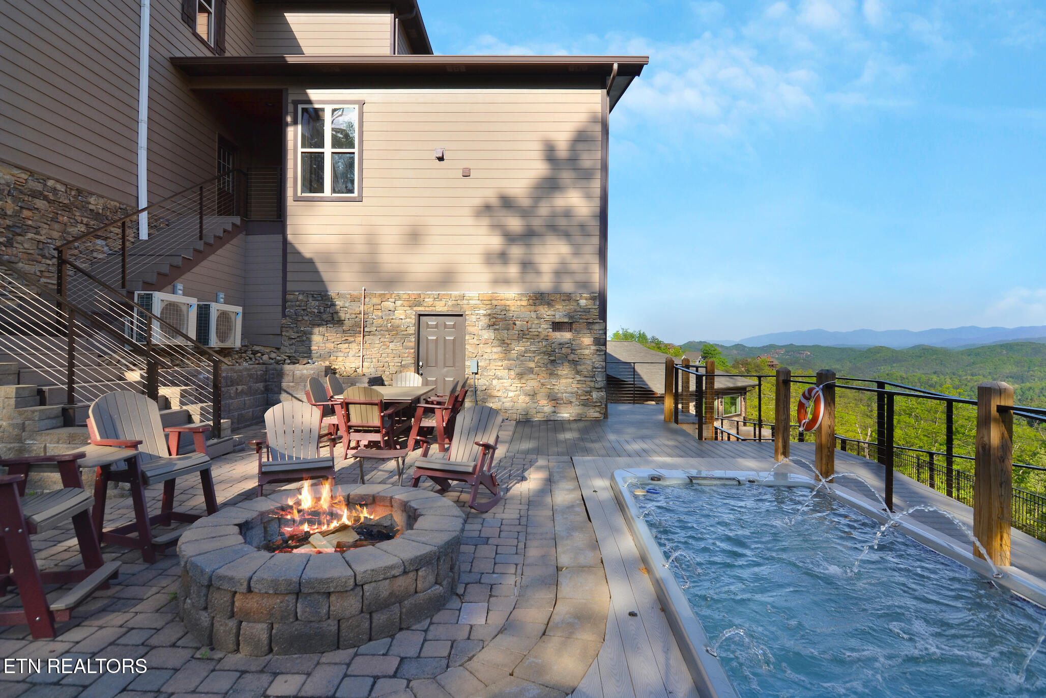 3270 Laurel Cove Trail Sevierville TN 37862