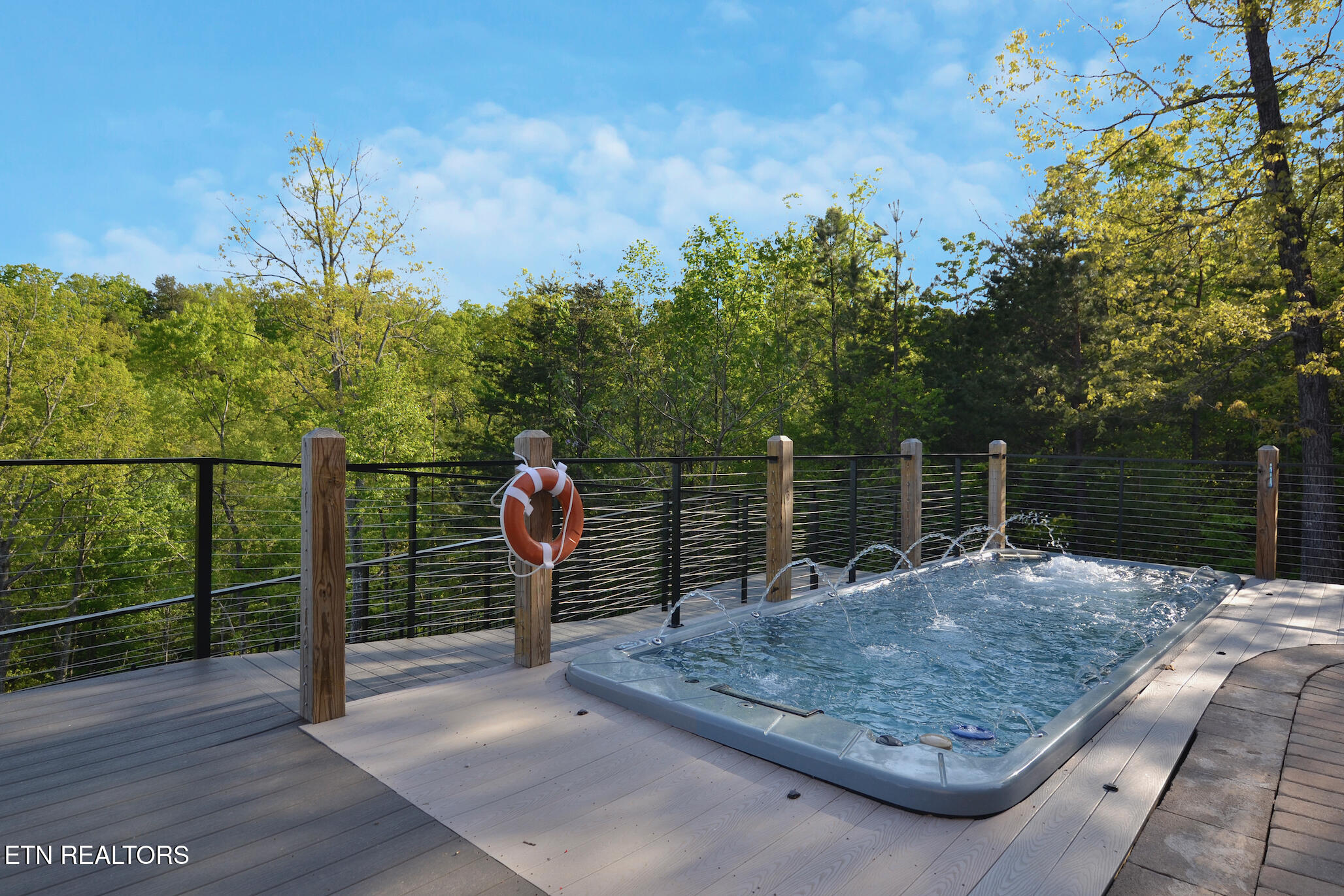 3270 Laurel Cove Trail Sevierville TN 37862