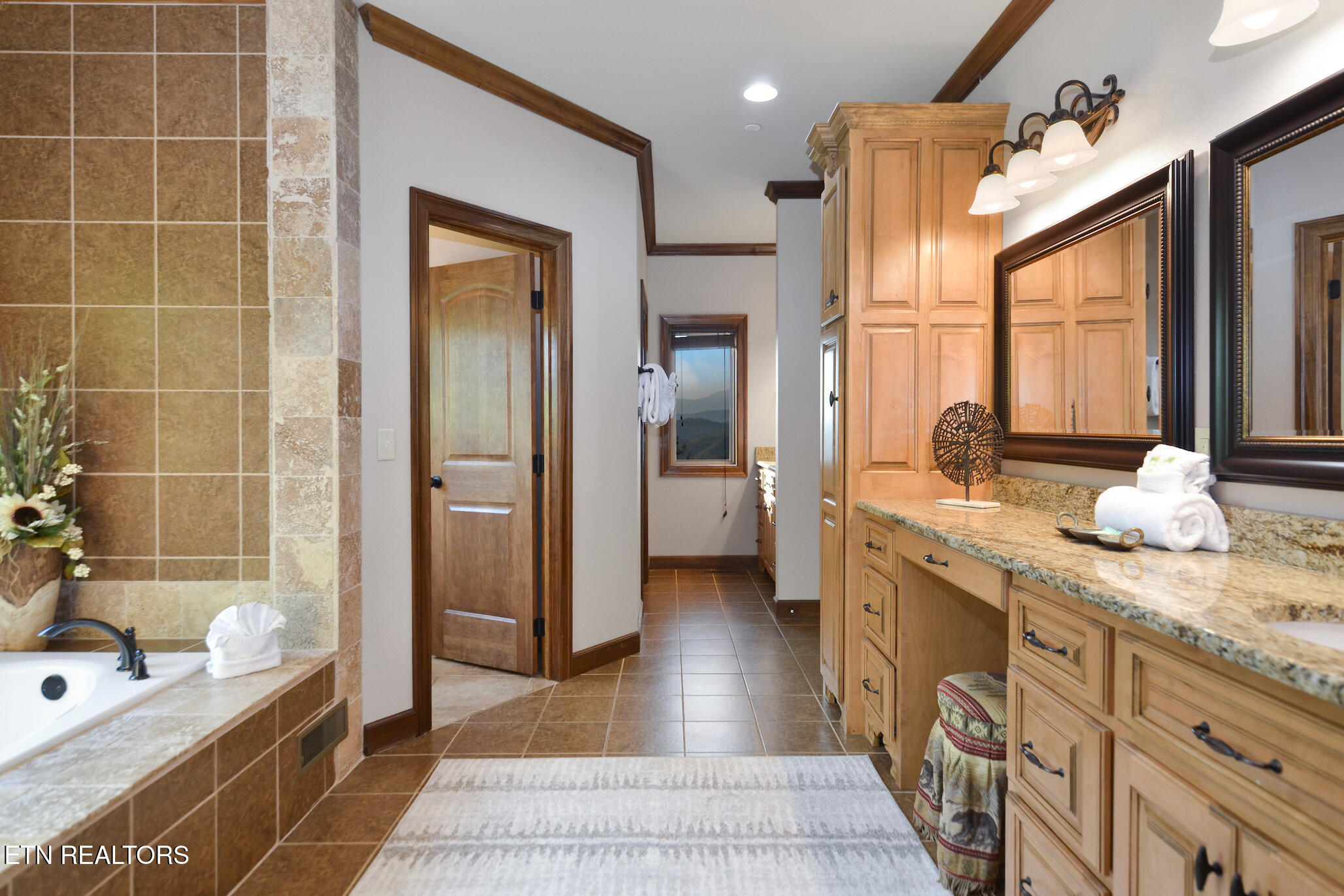 3270 Laurel Cove Trail Sevierville TN 37862