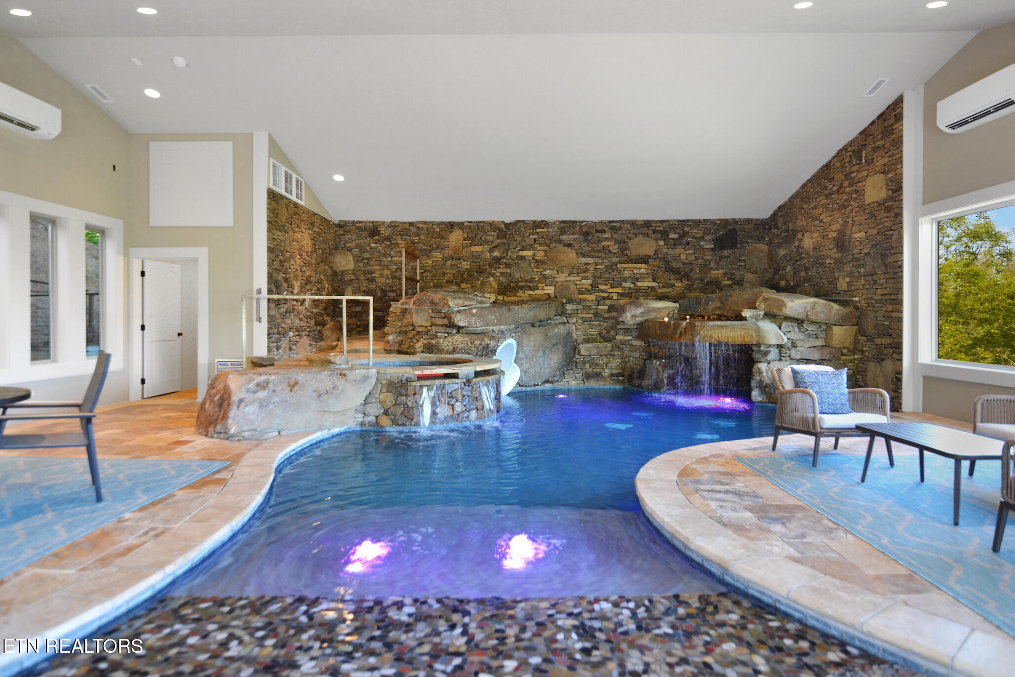 3270 Laurel Cove Trail Sevierville TN 37862