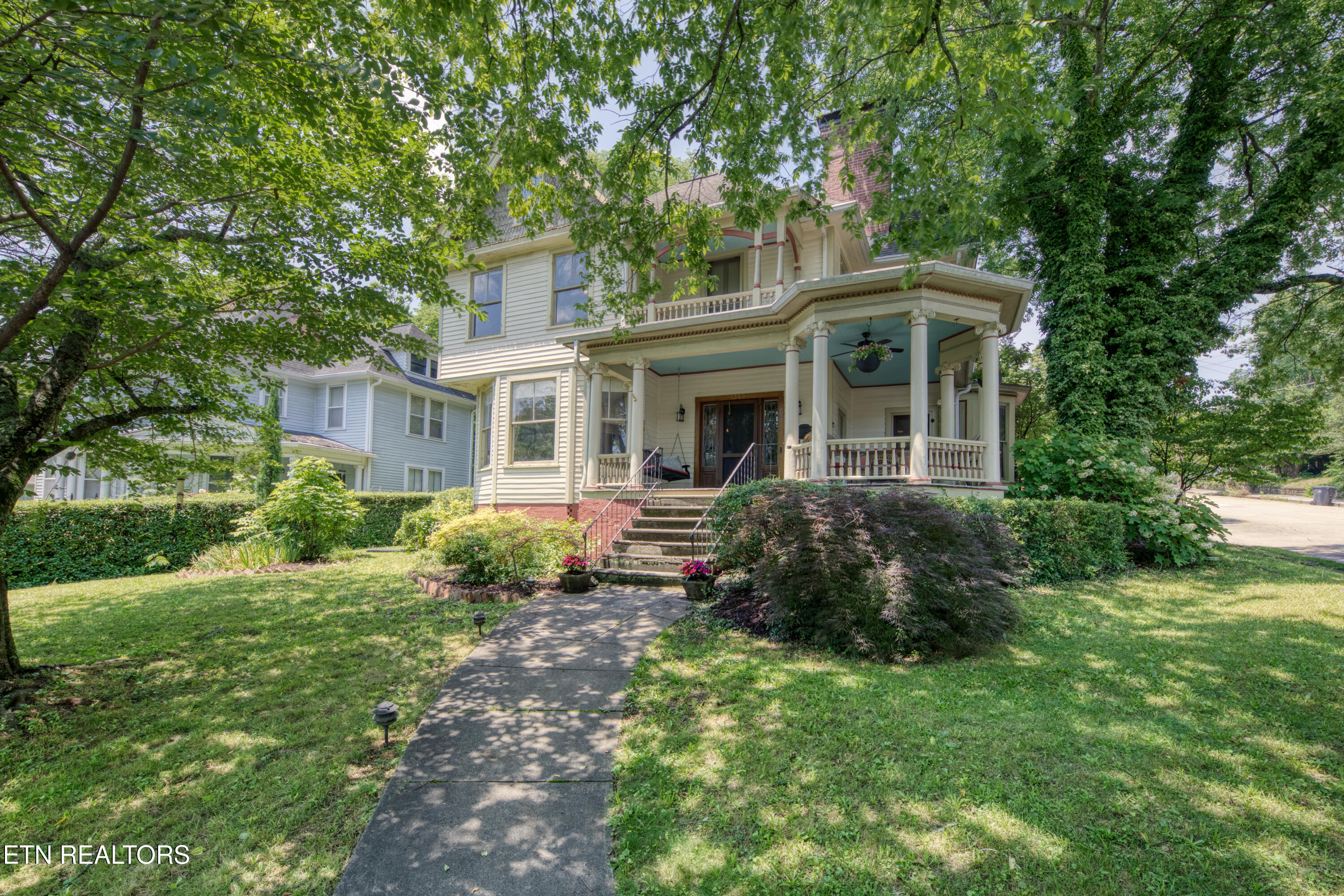 1329 Armstrong Avenue Knoxville TN 37917