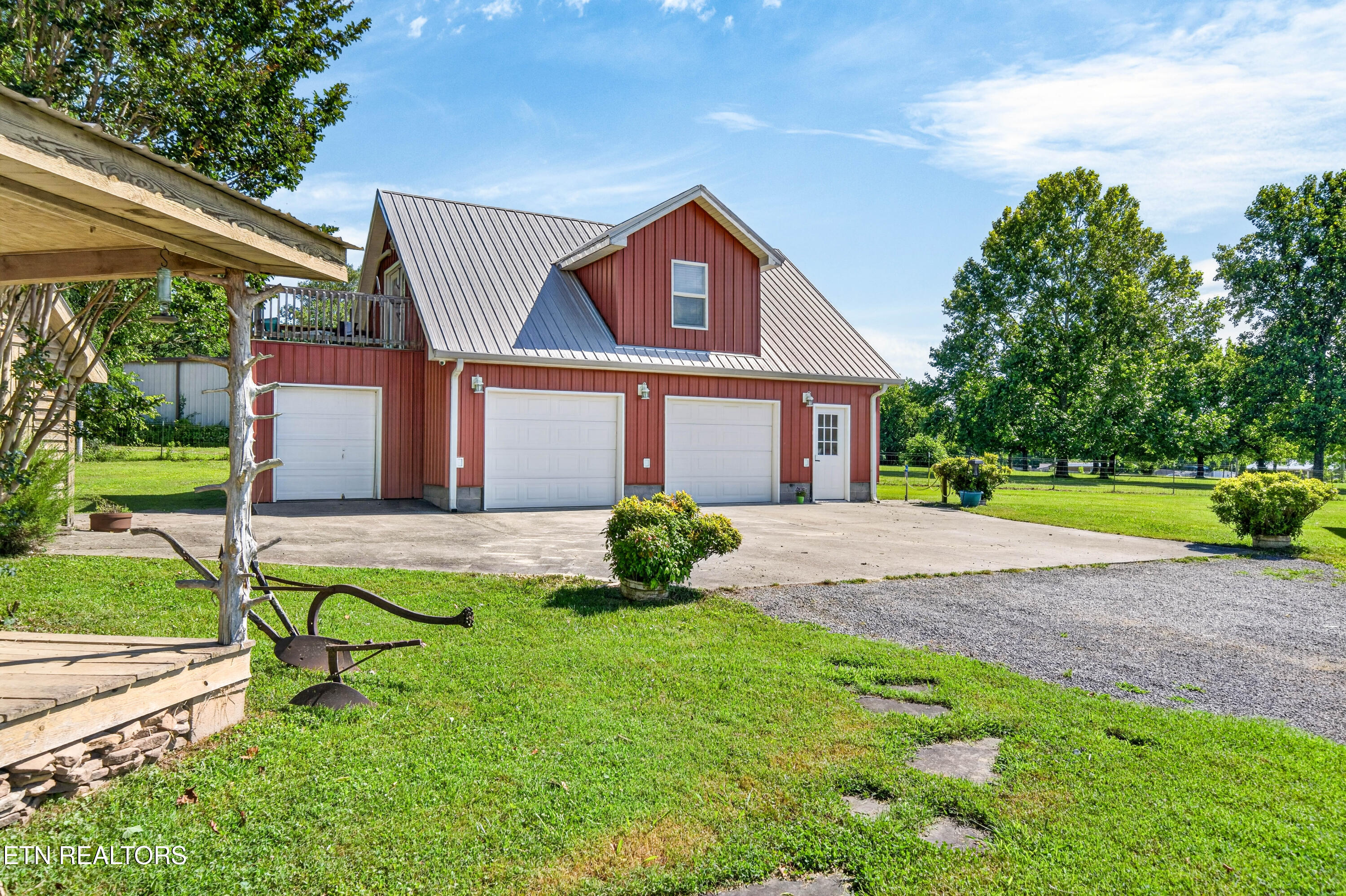 105 Foothills Road Pikeville TN 37367