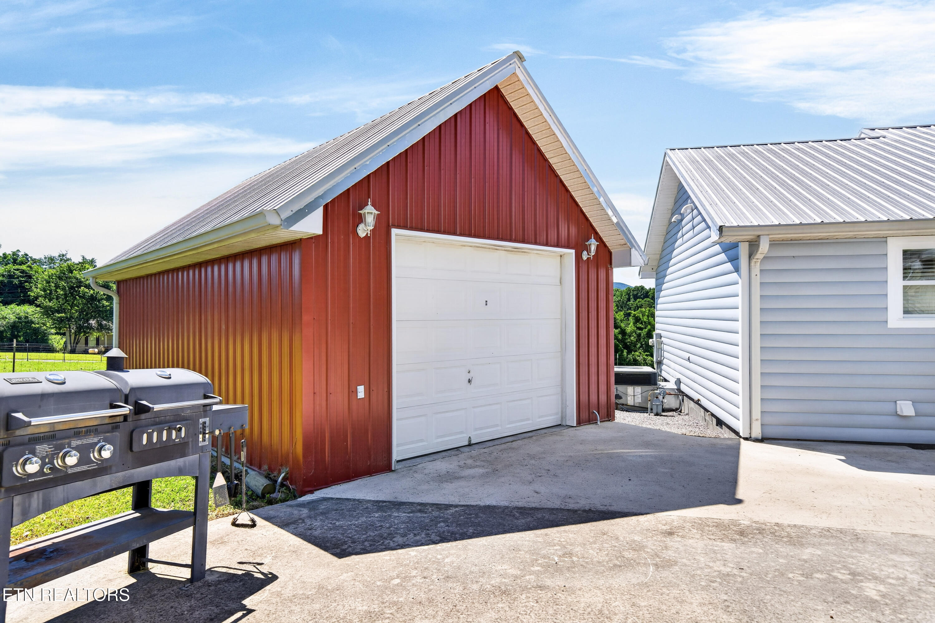 105 Foothills Road Pikeville TN 37367