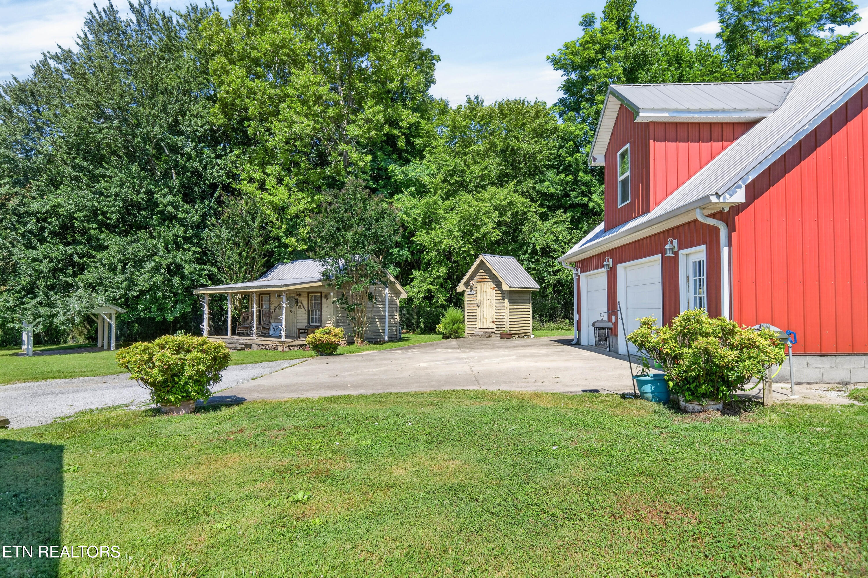 105 Foothills Road Pikeville TN 37367