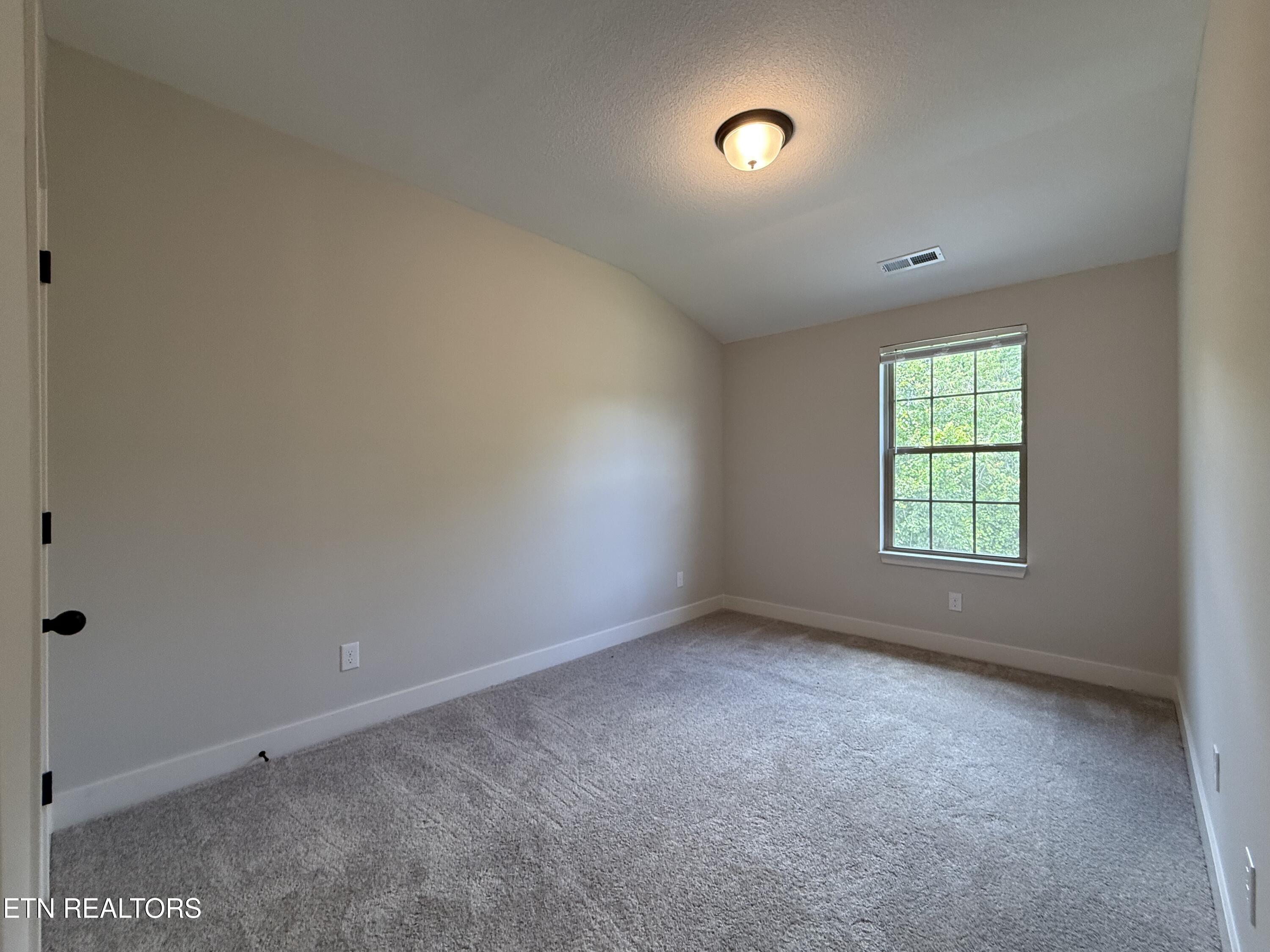 8996 Keenberg Lane Knoxville TN 37931