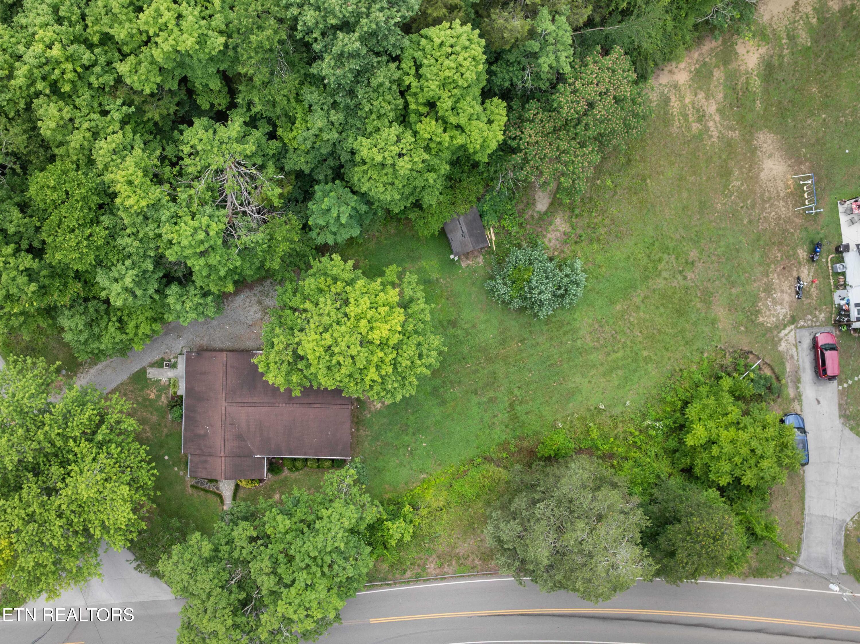 1729 W Brushy Valley Drive Powell TN 37849