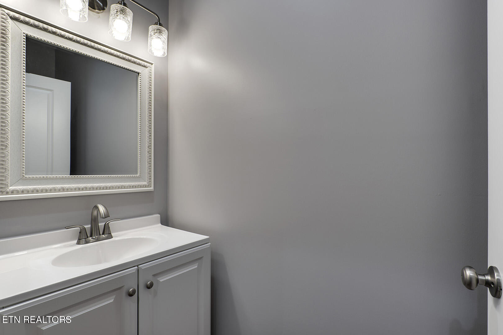 168 Amohi Way Loudon TN 37774
